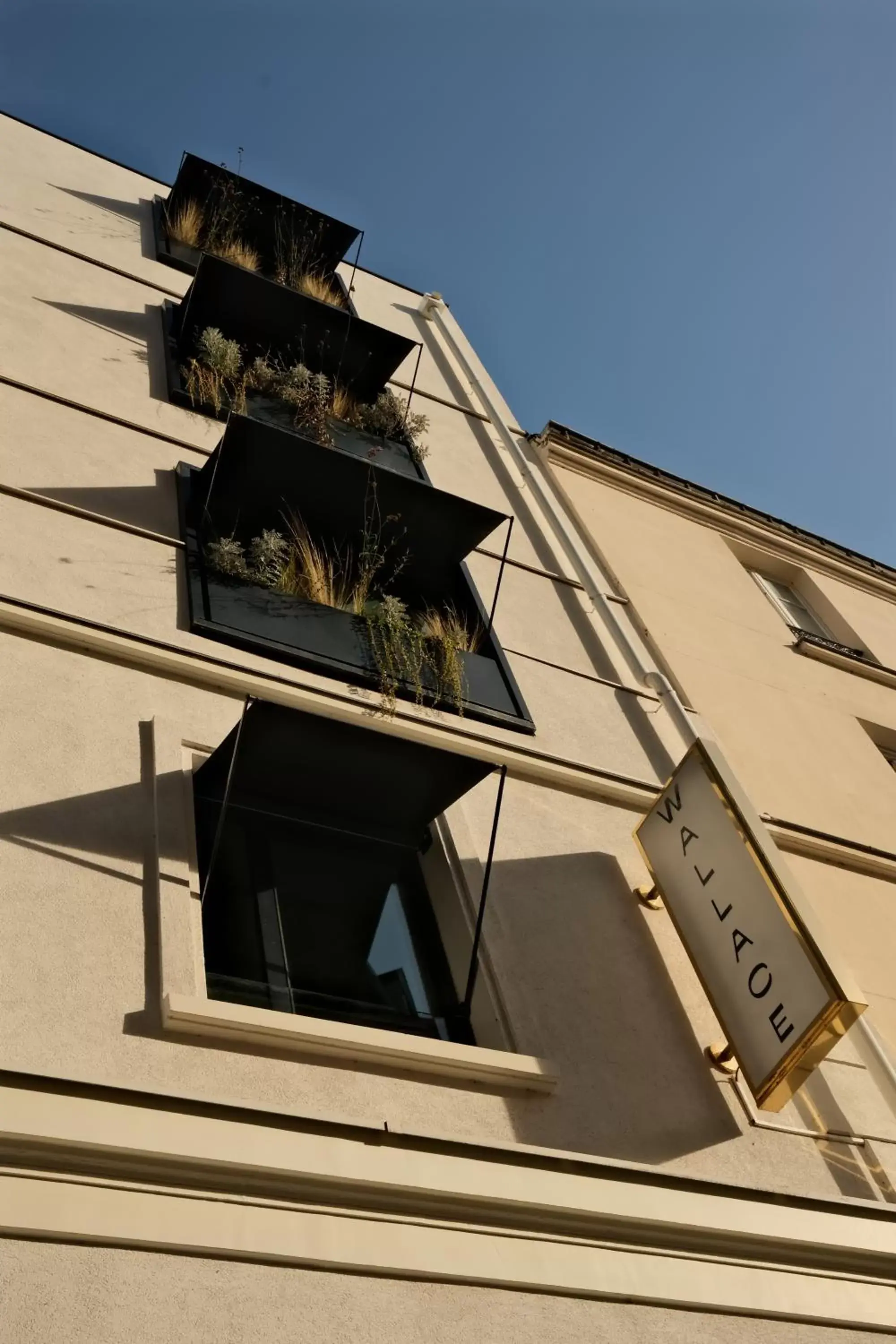 Facade/entrance, Property Building in Hôtel Wallace - Orso Hotels