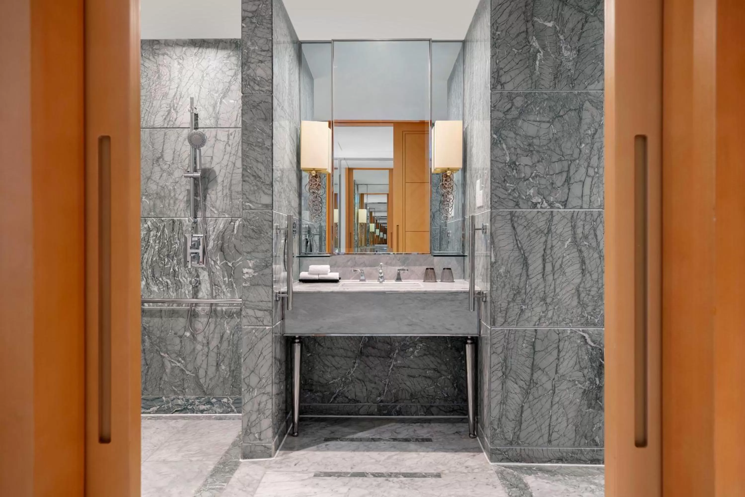 Bathroom in Sheraton Qingdao Jiaozhou Hotel