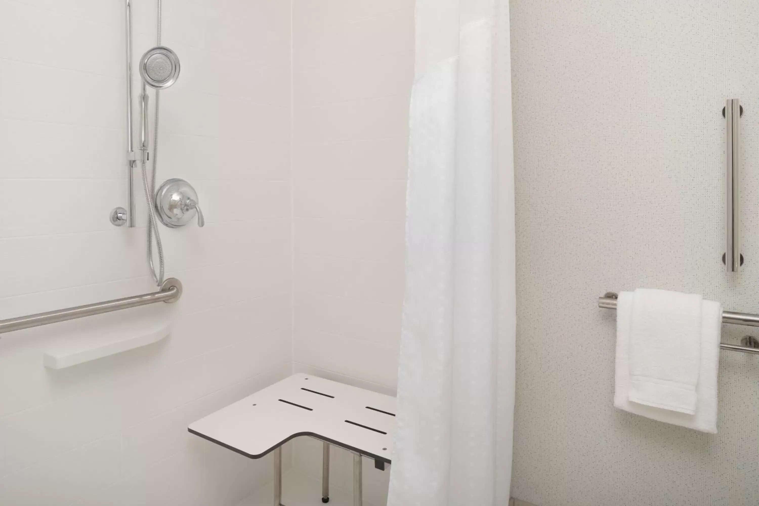 Shower, Bathroom in Holiday Inn Express & Suites Duluth North - Miller Hill, an IHG Hotel