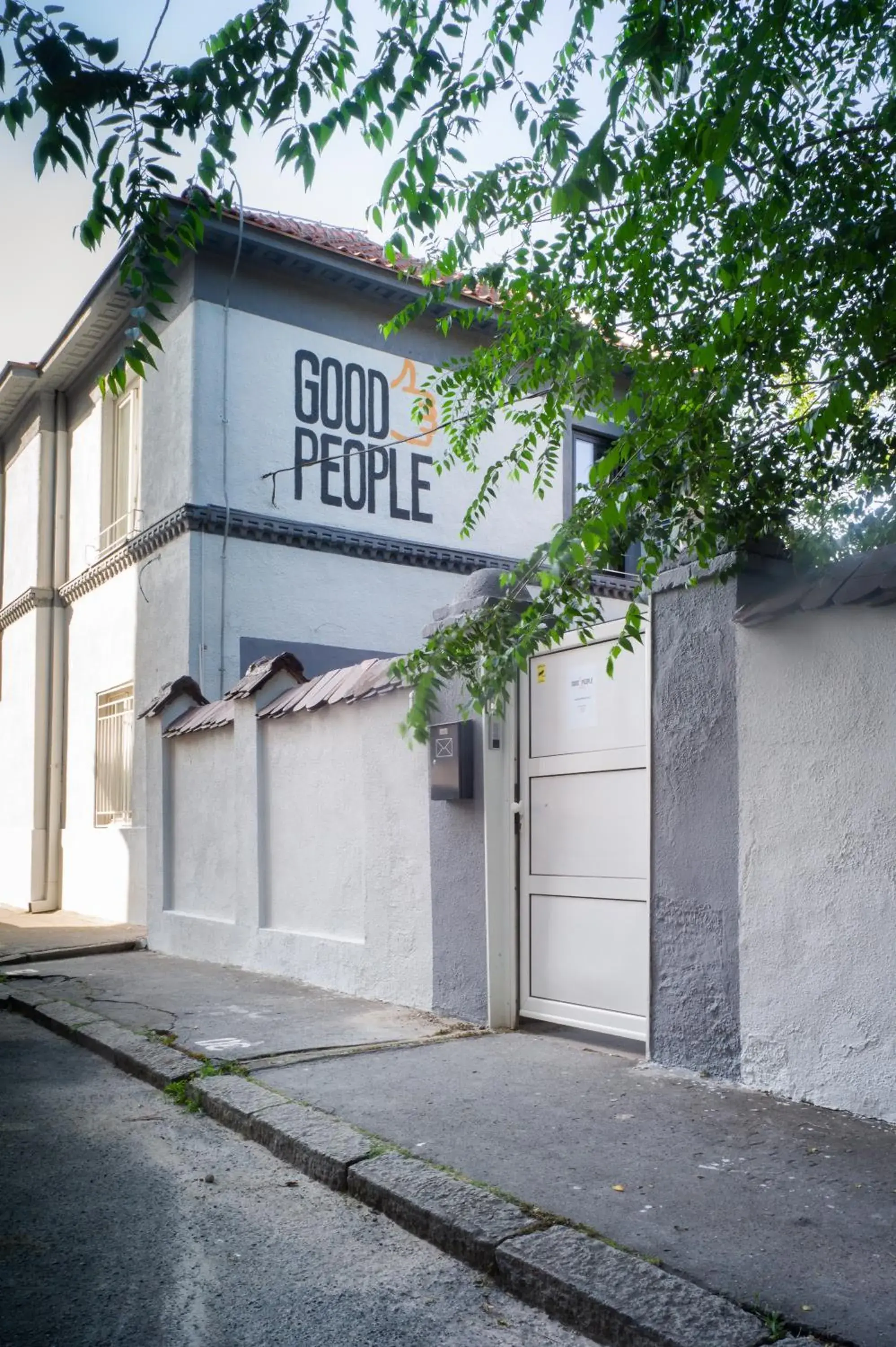 Property building in Good People Design Hostel Property building in Good People Design Hostel