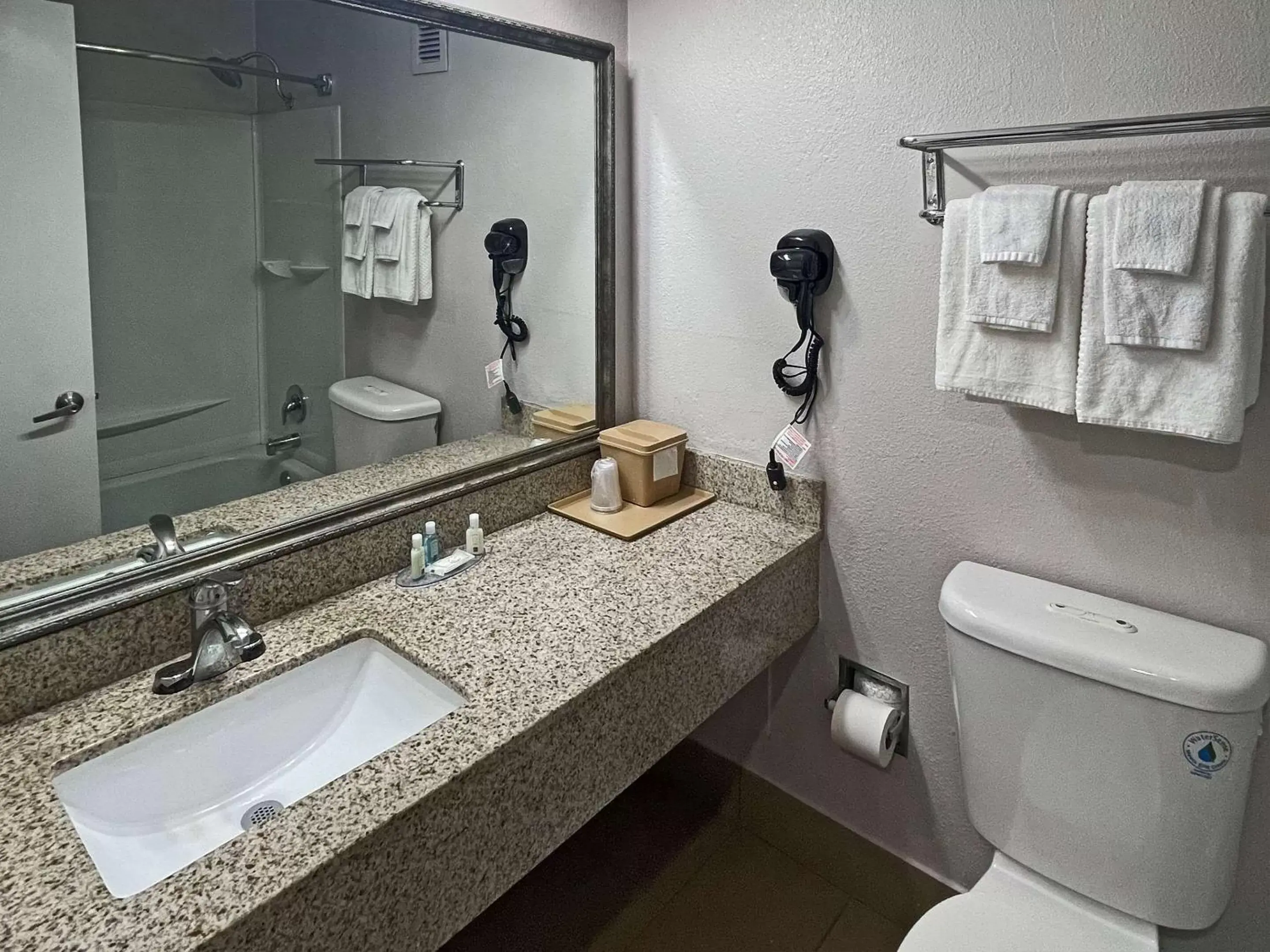 Bathroom in Quality Inn Fort Worth - Downtown East