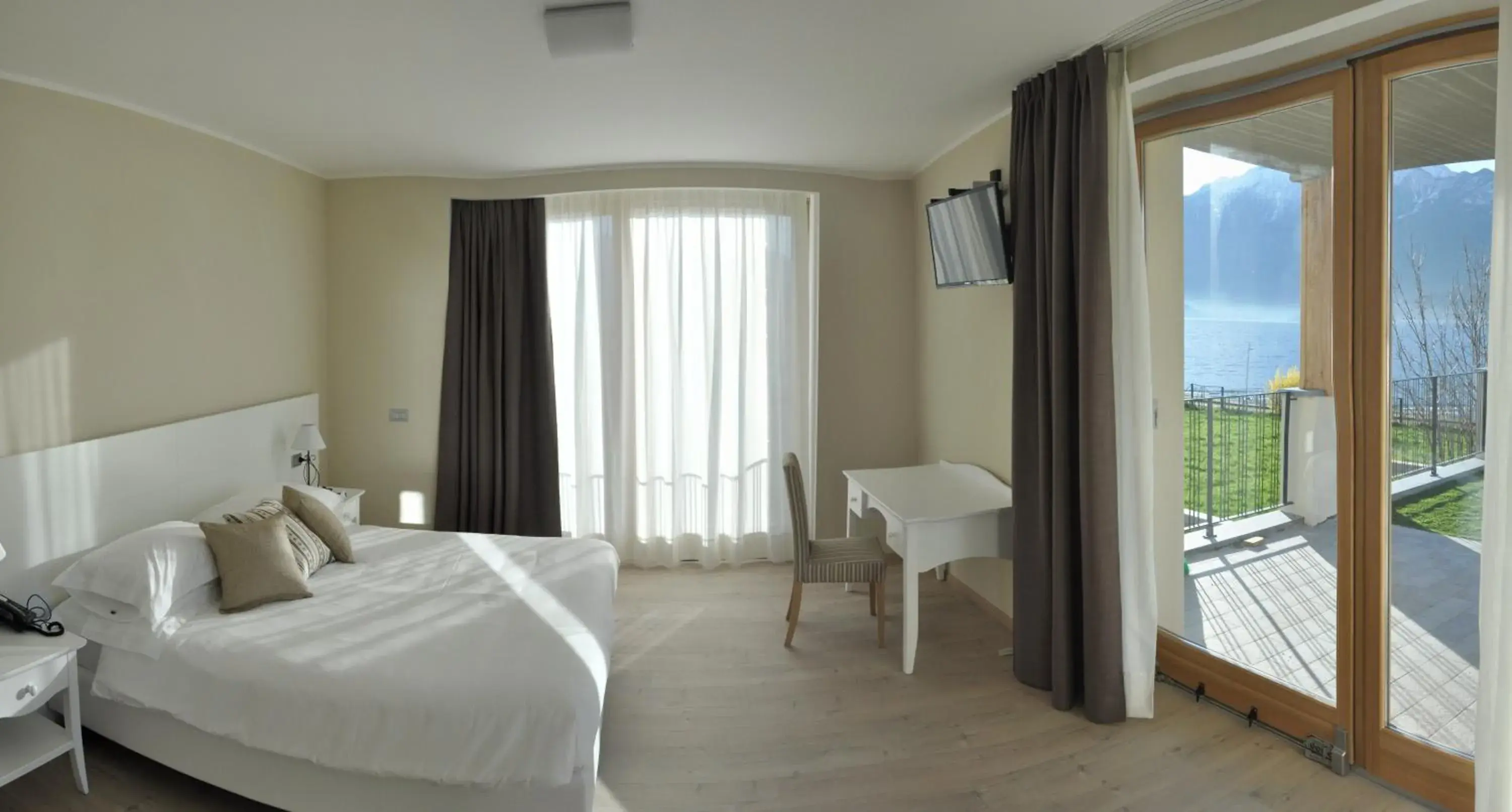 Bed in Tullio Hotel