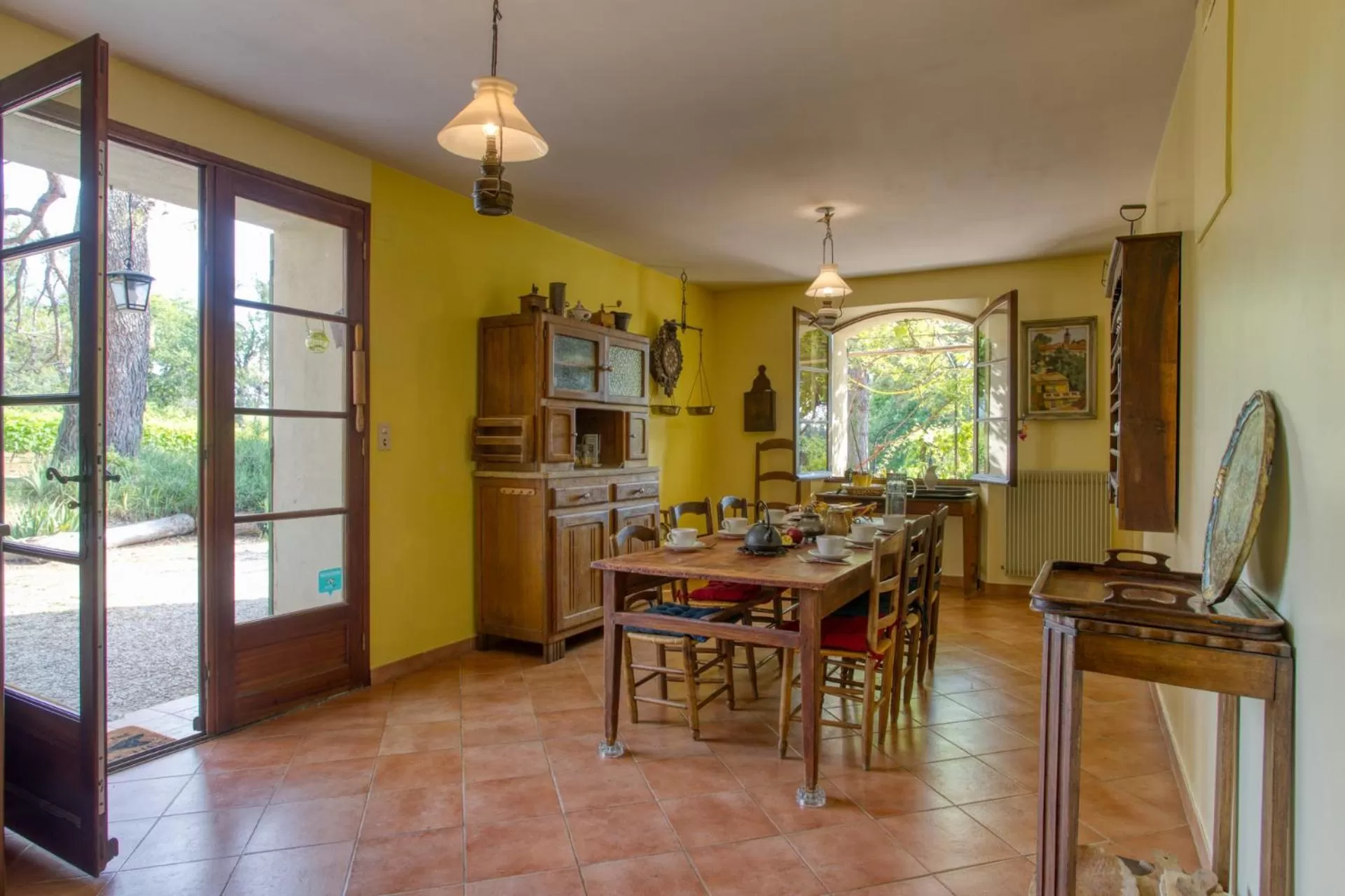 Dining Area in Mas de Bacalan