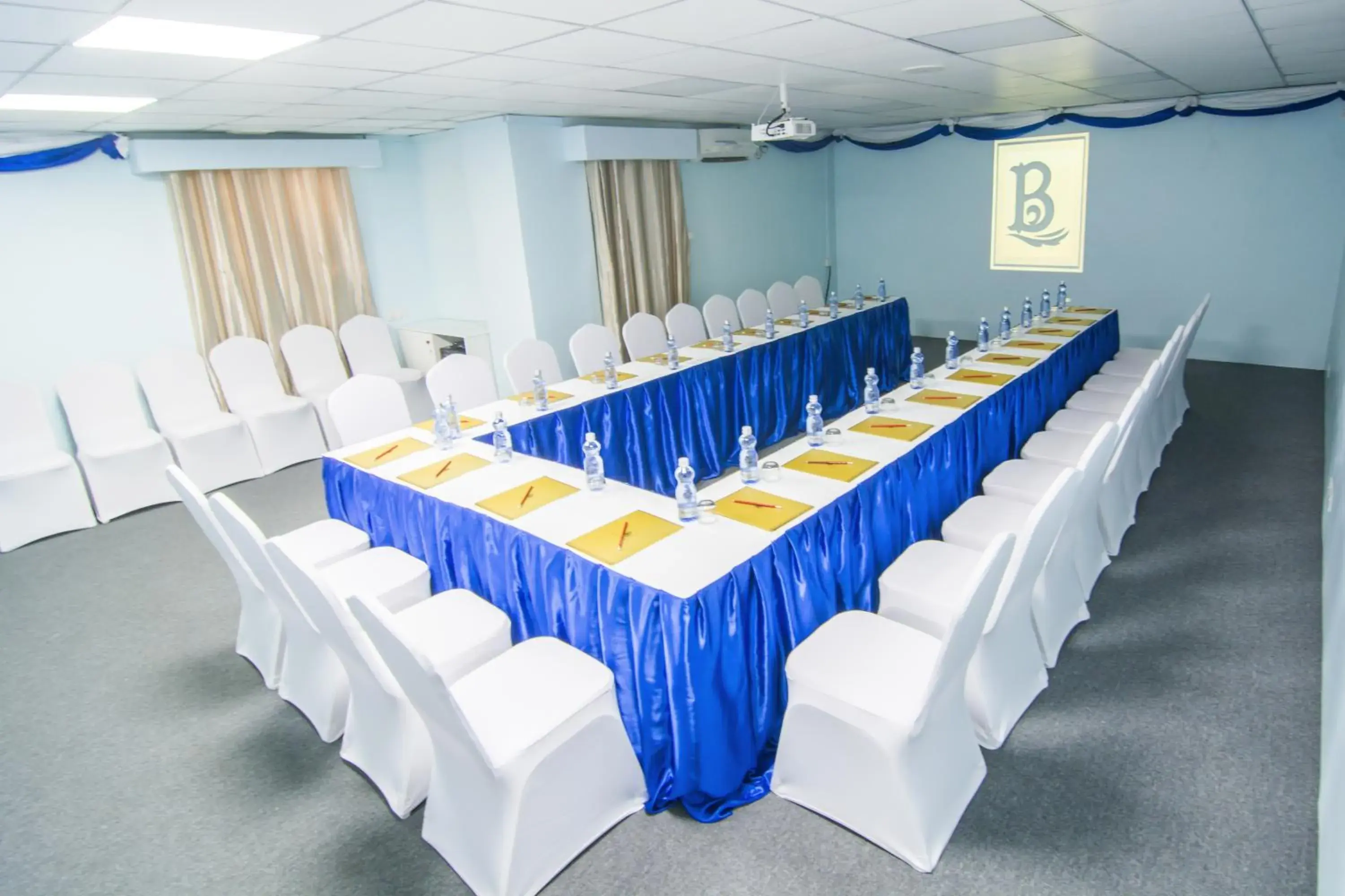 Banquet/Function facilities in Botahtaung Hotel