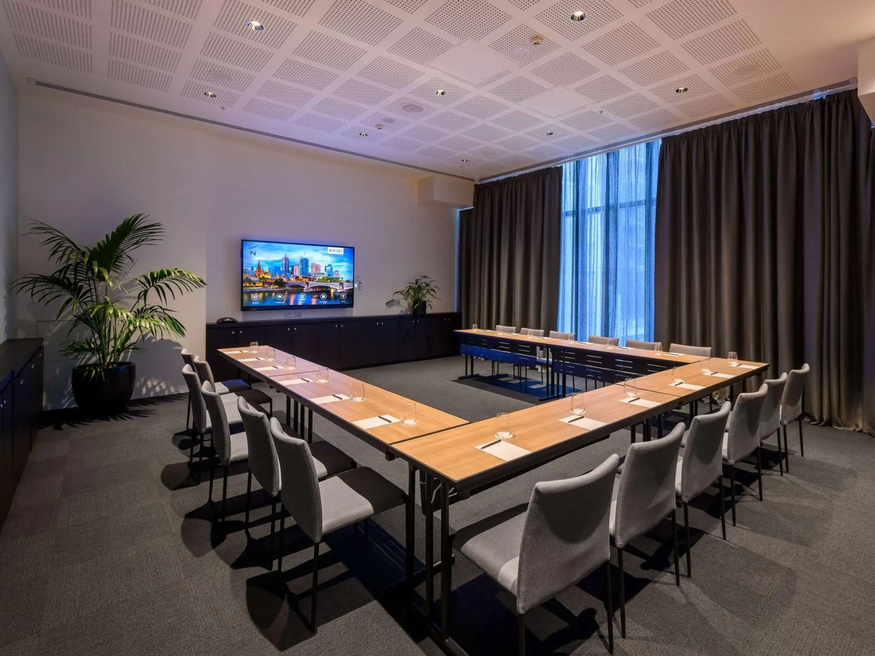 Meeting/conference room in Novotel Melbourne Central