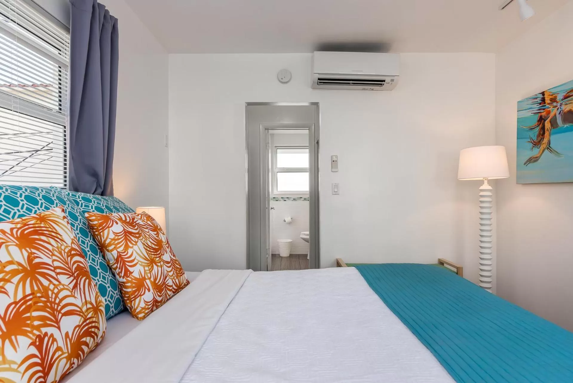 Bed in Nobleton Hotel