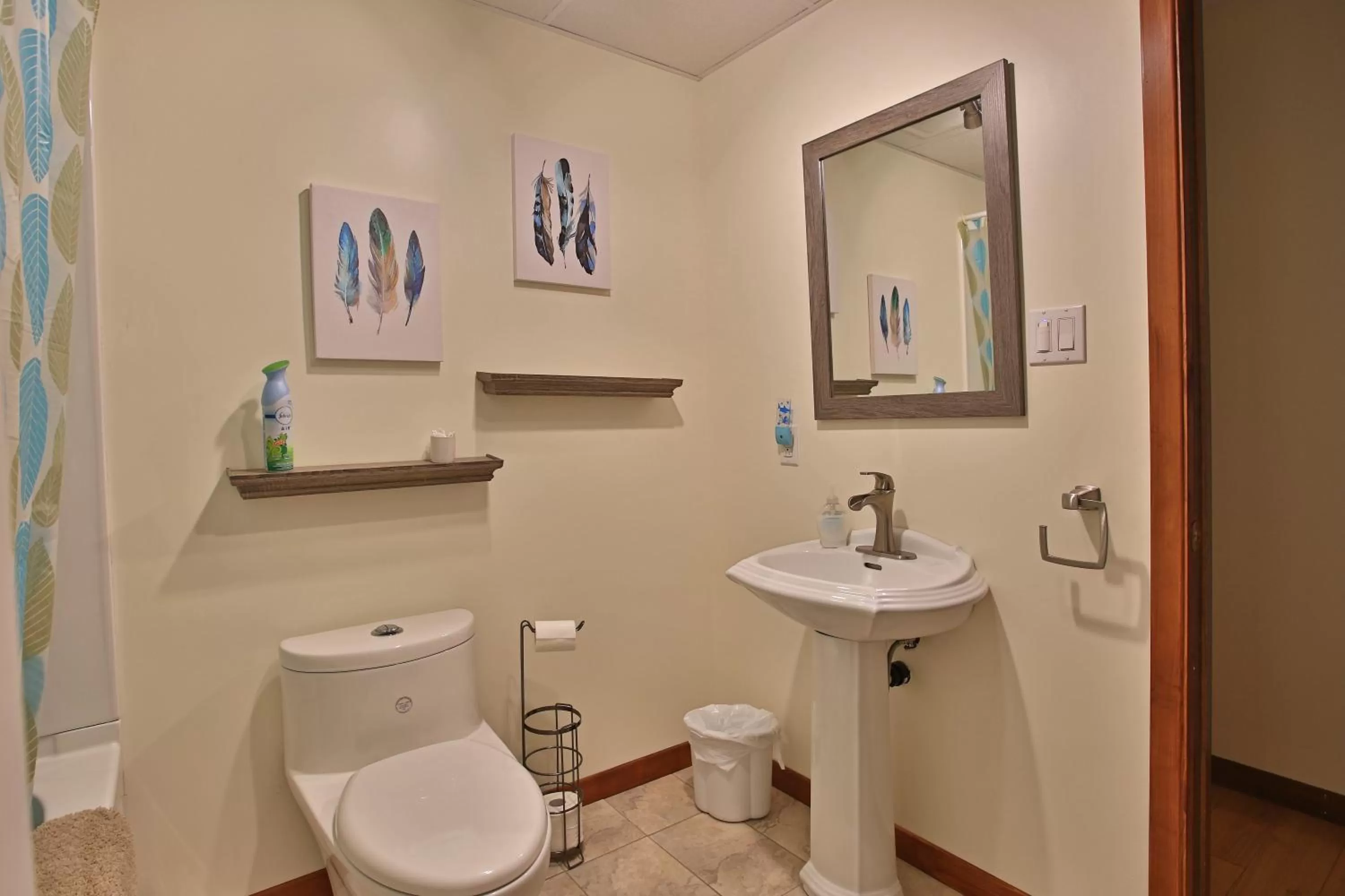 Bathroom in Ranch St-Hubert