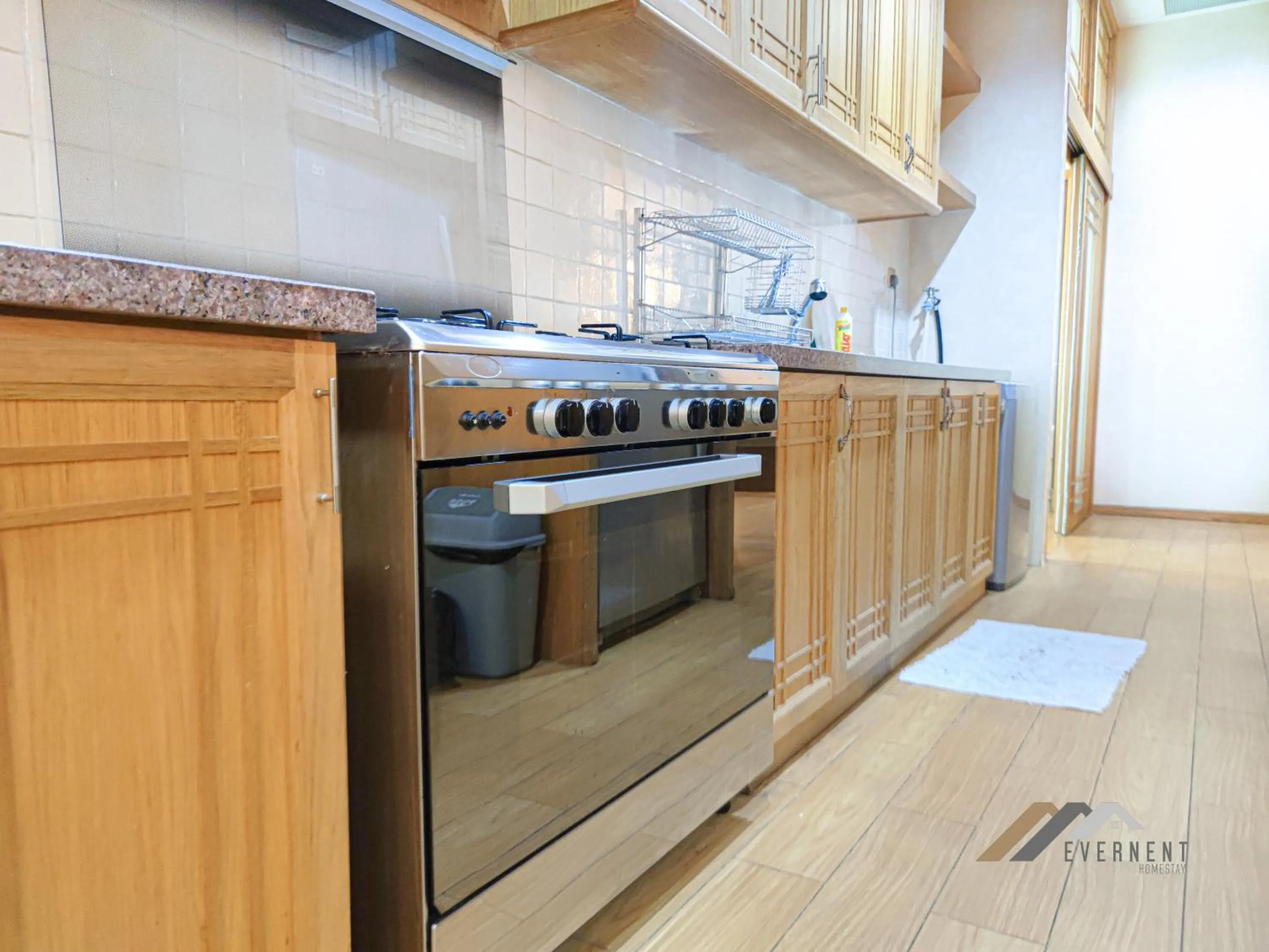 Mciti Suites by Evernent