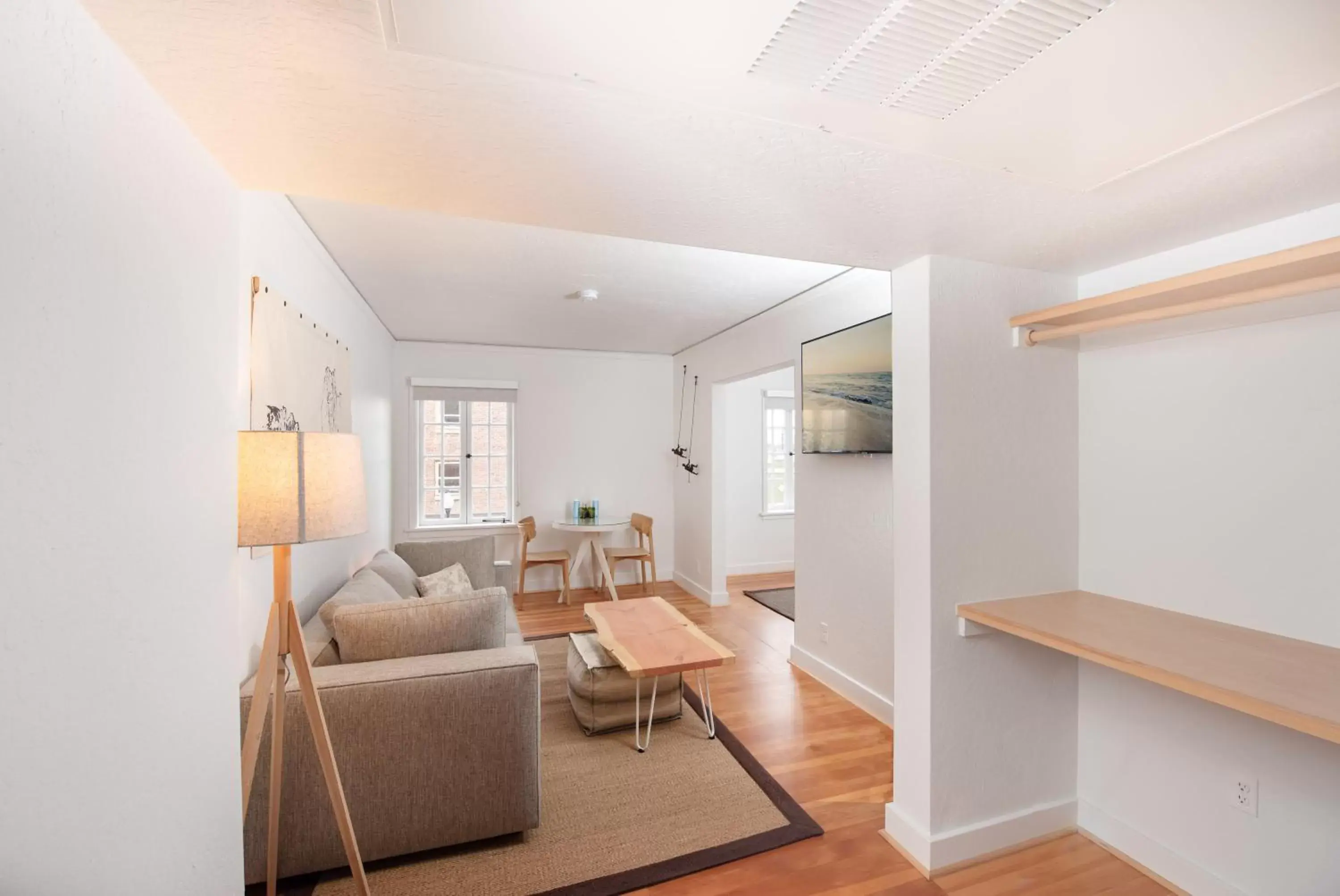 Living room in SCP Redmond Hotel Living room in SCP Redmond Hotel