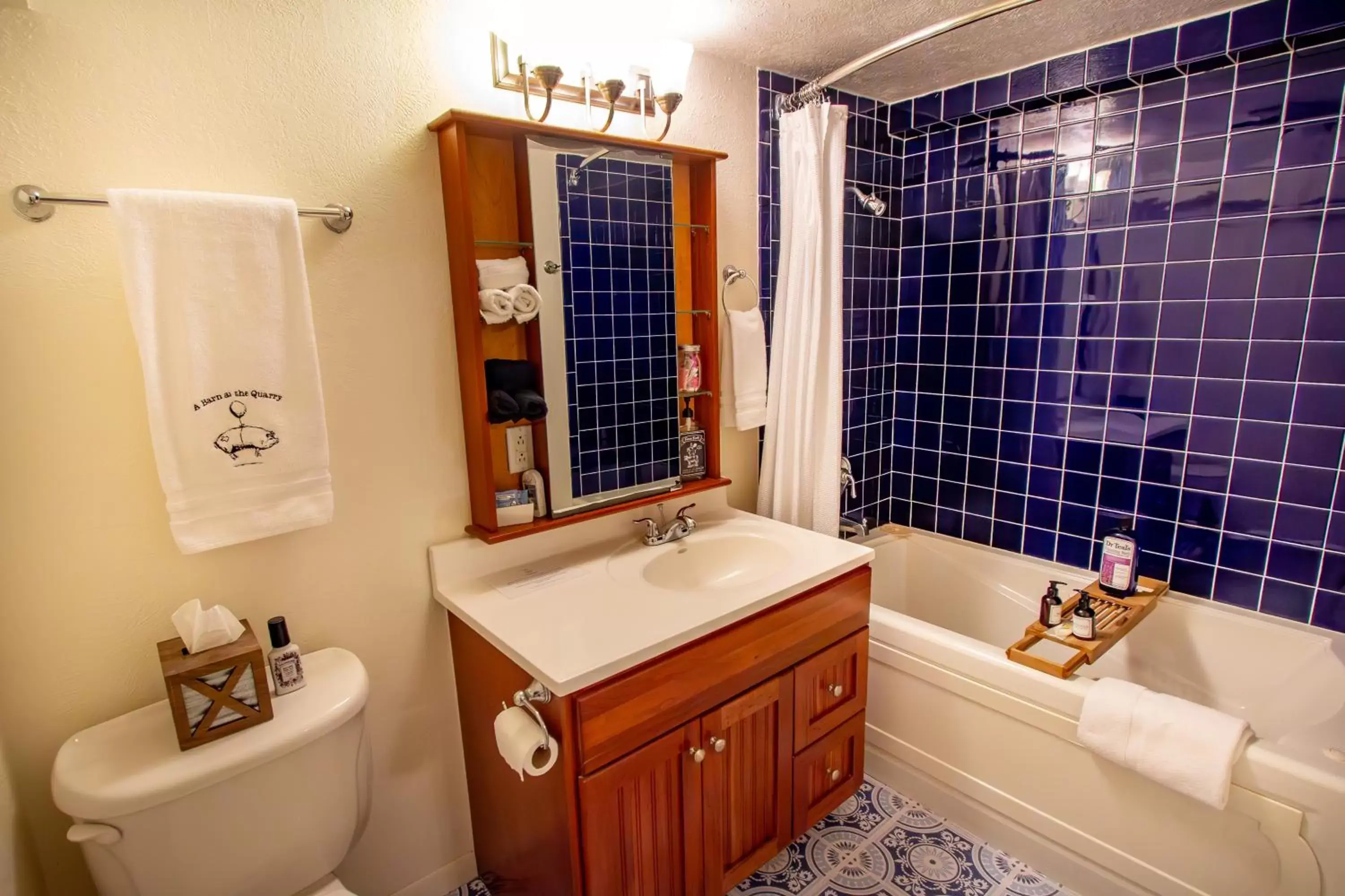 Shower, Bathroom in A Barn At The Quarry