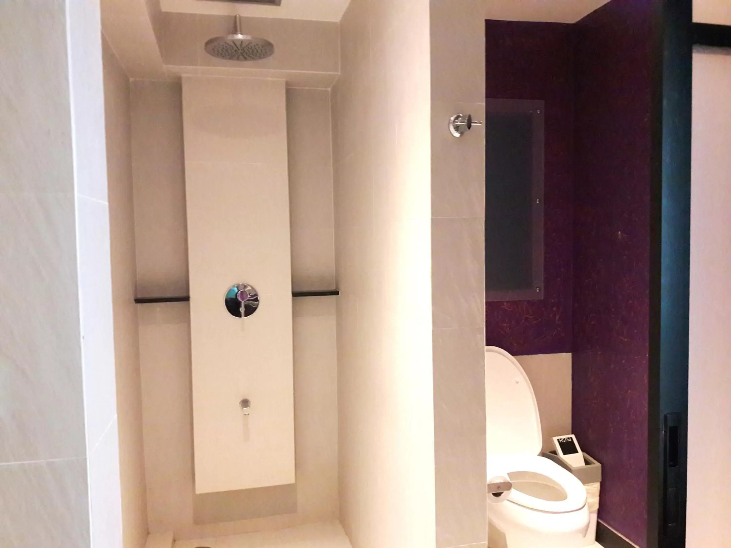 Bathroom in Nouvo City Hotel