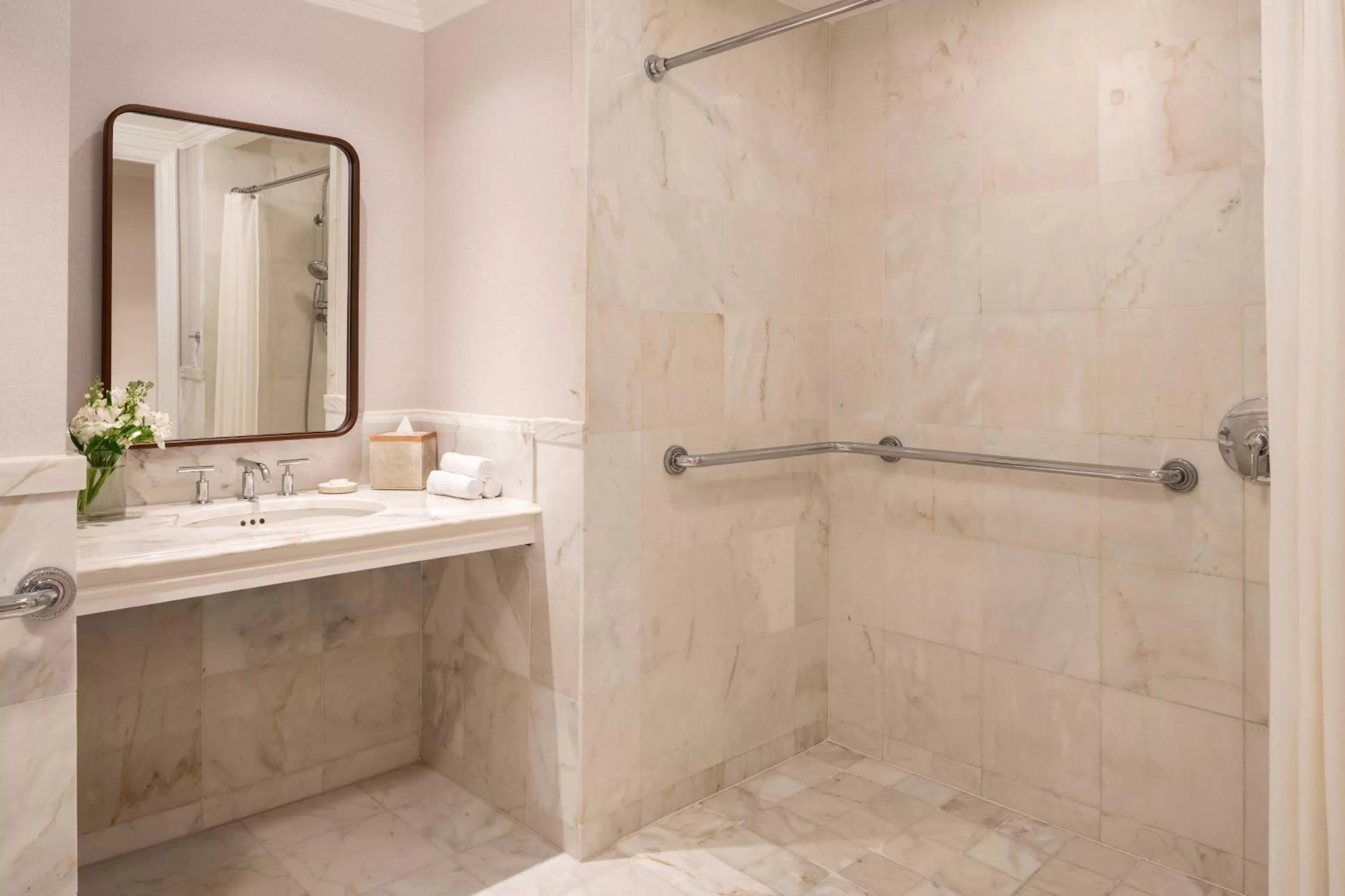 Bathroom in The Ritz-Carlton Orlando, Grande Lakes