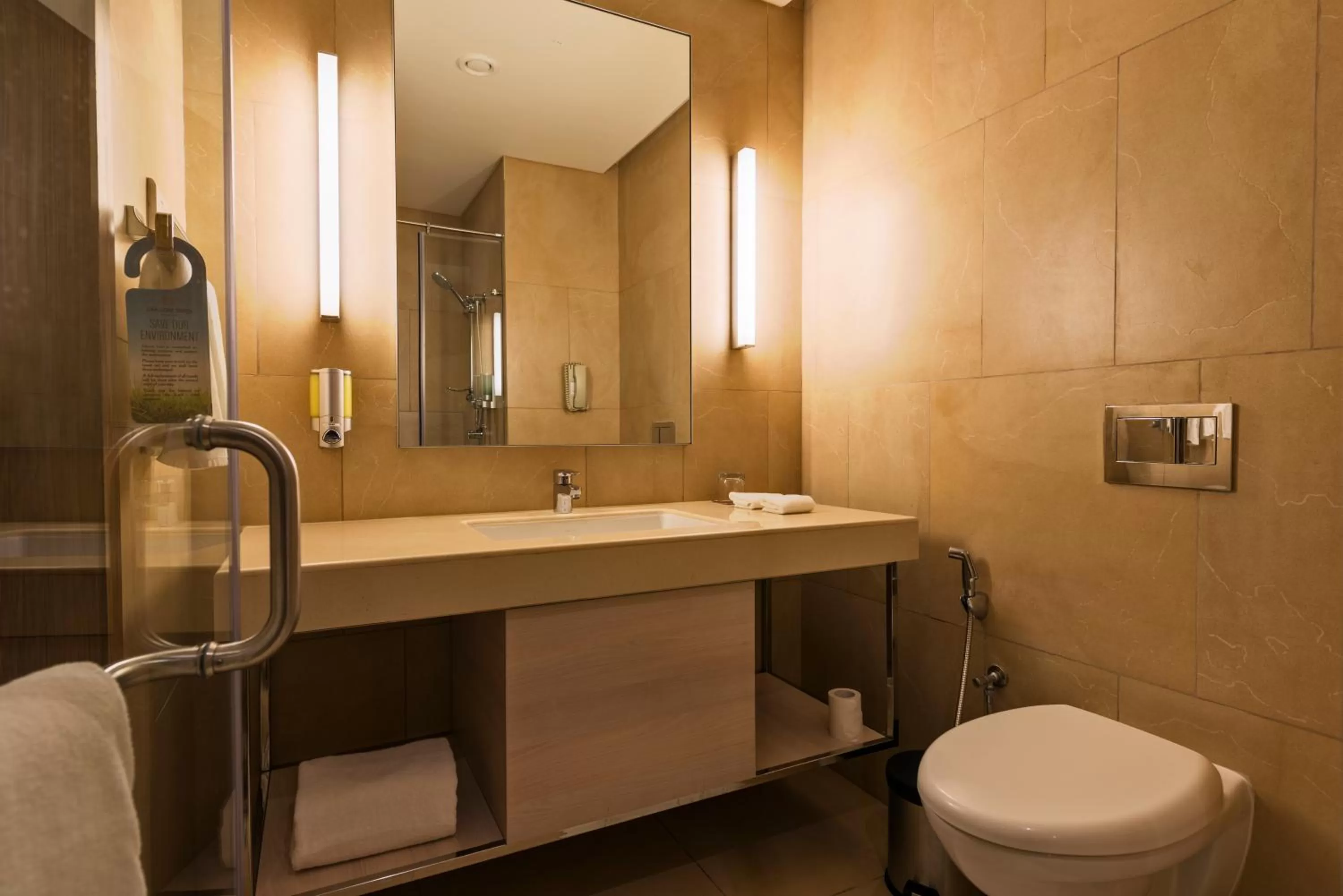 Bathroom in Jakson Inns