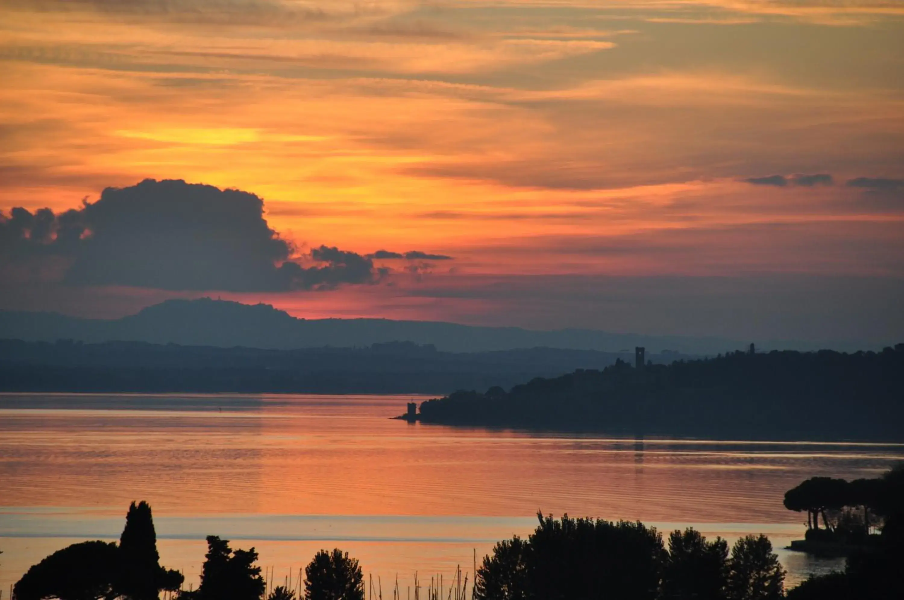 Sunrise/Sunset in Hotel Cavalieri