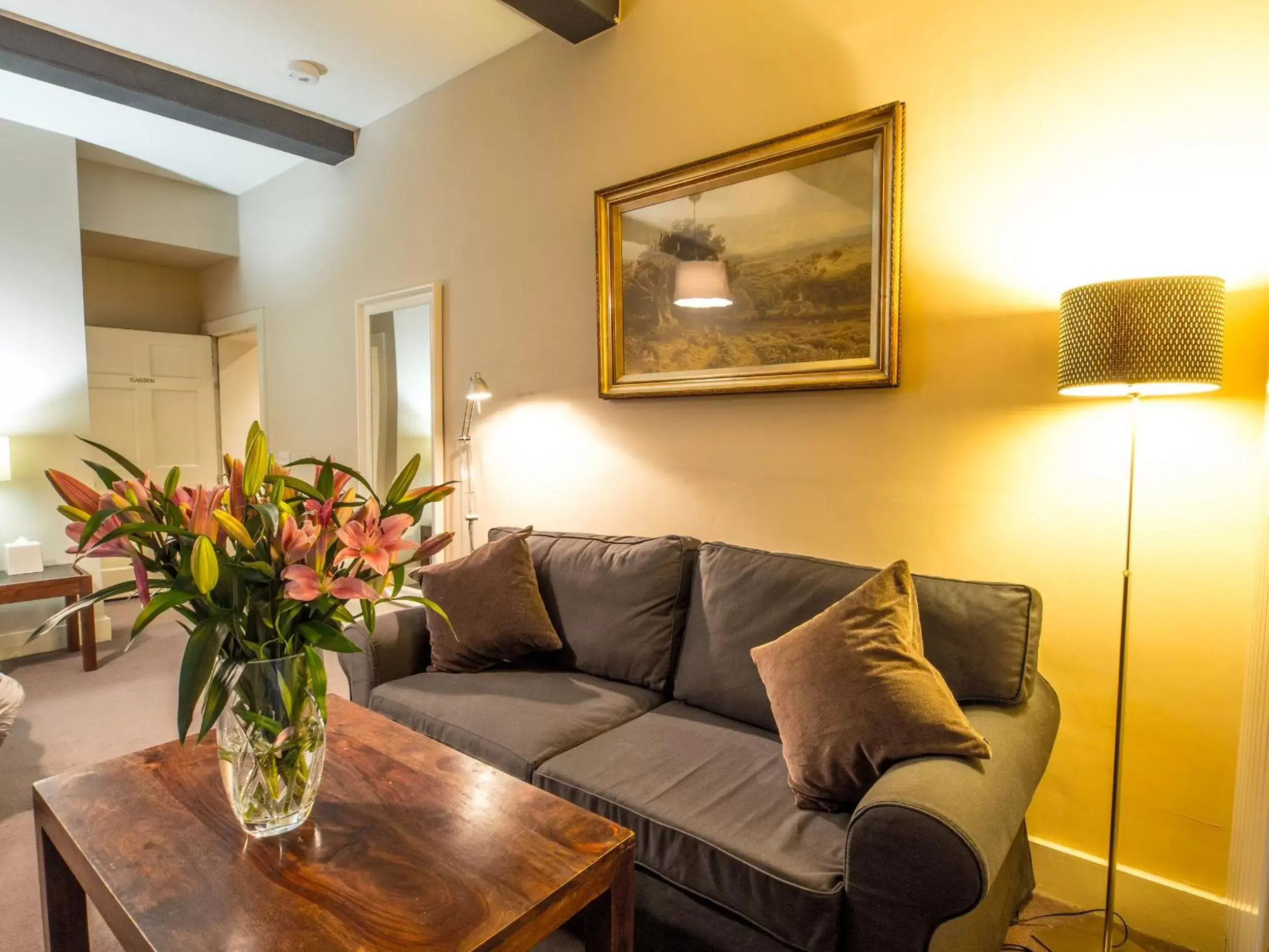 Seating Area in Six Brunton Place Guest House