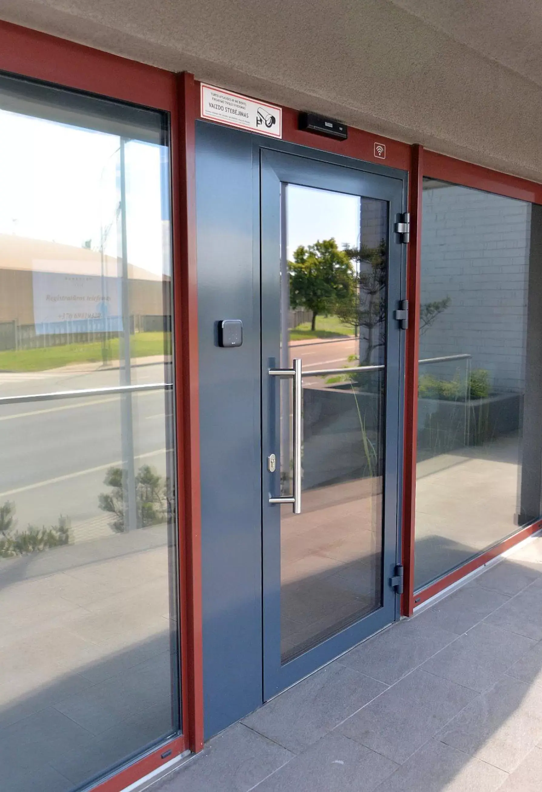 Facade/entrance in Dunetton - self check-in hotel Facade/entrance in Dunetton - self check-in hotel