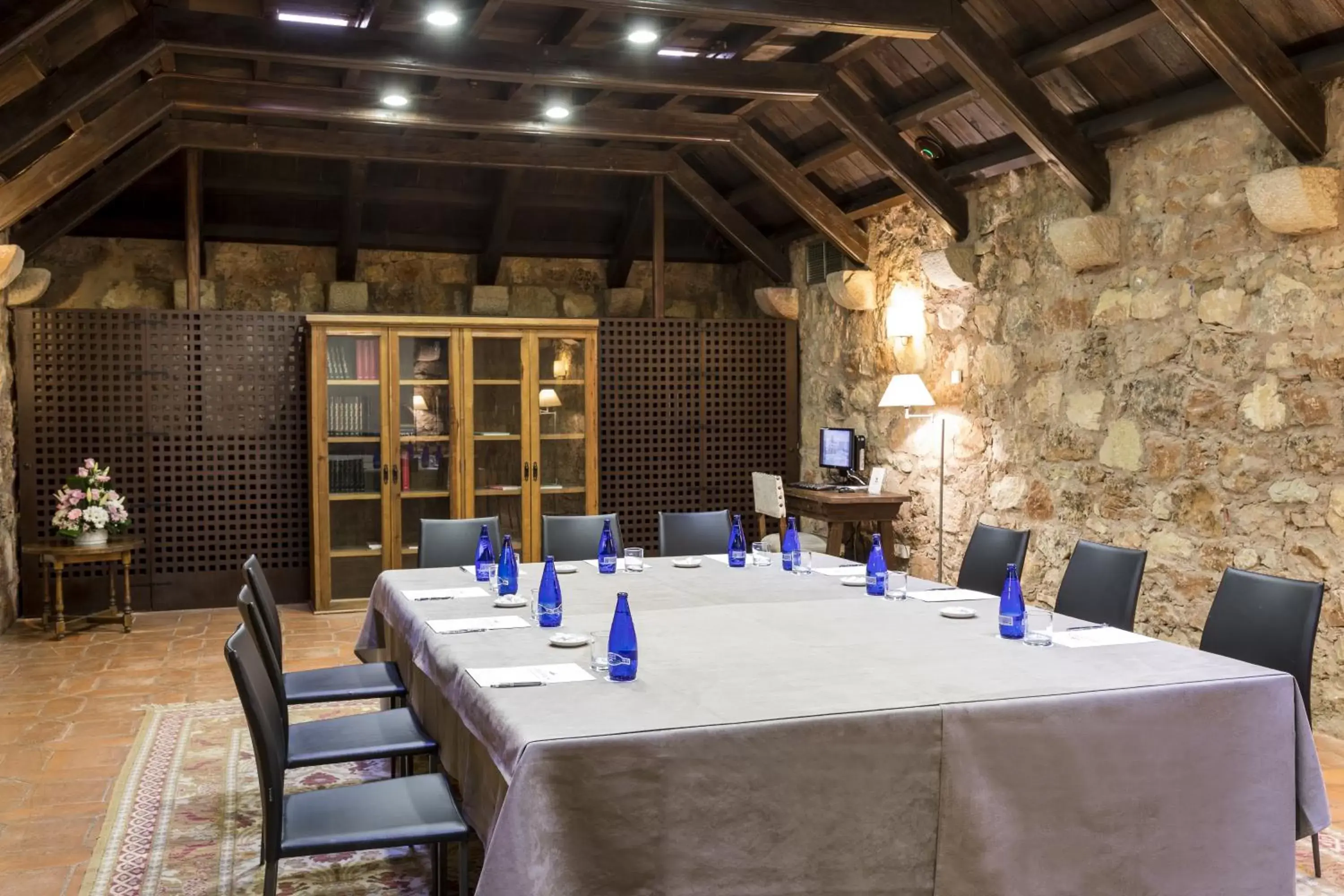 Seating area in Parador de Siguenza