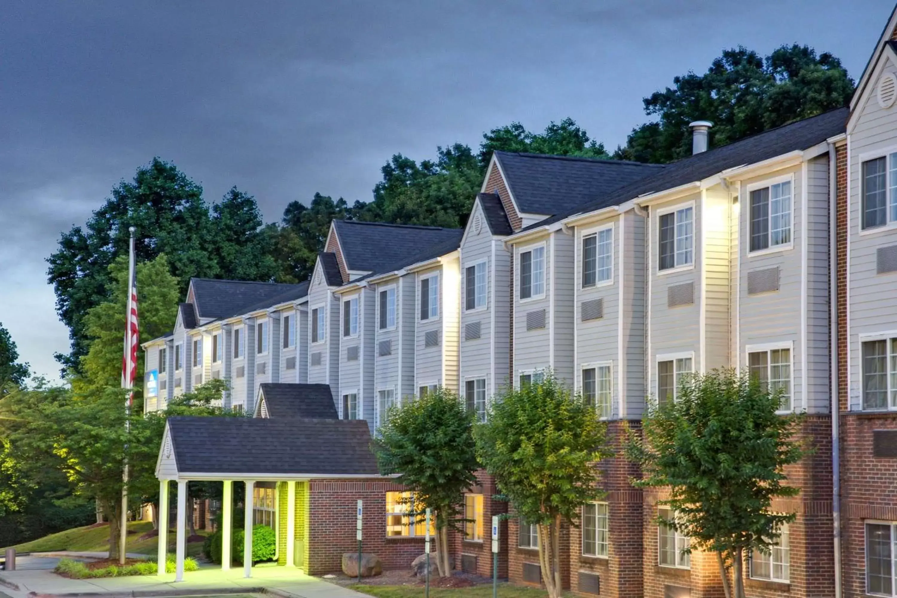 Property Building in Microtel Inn & Suites by Wyndham Charlotte/University Place