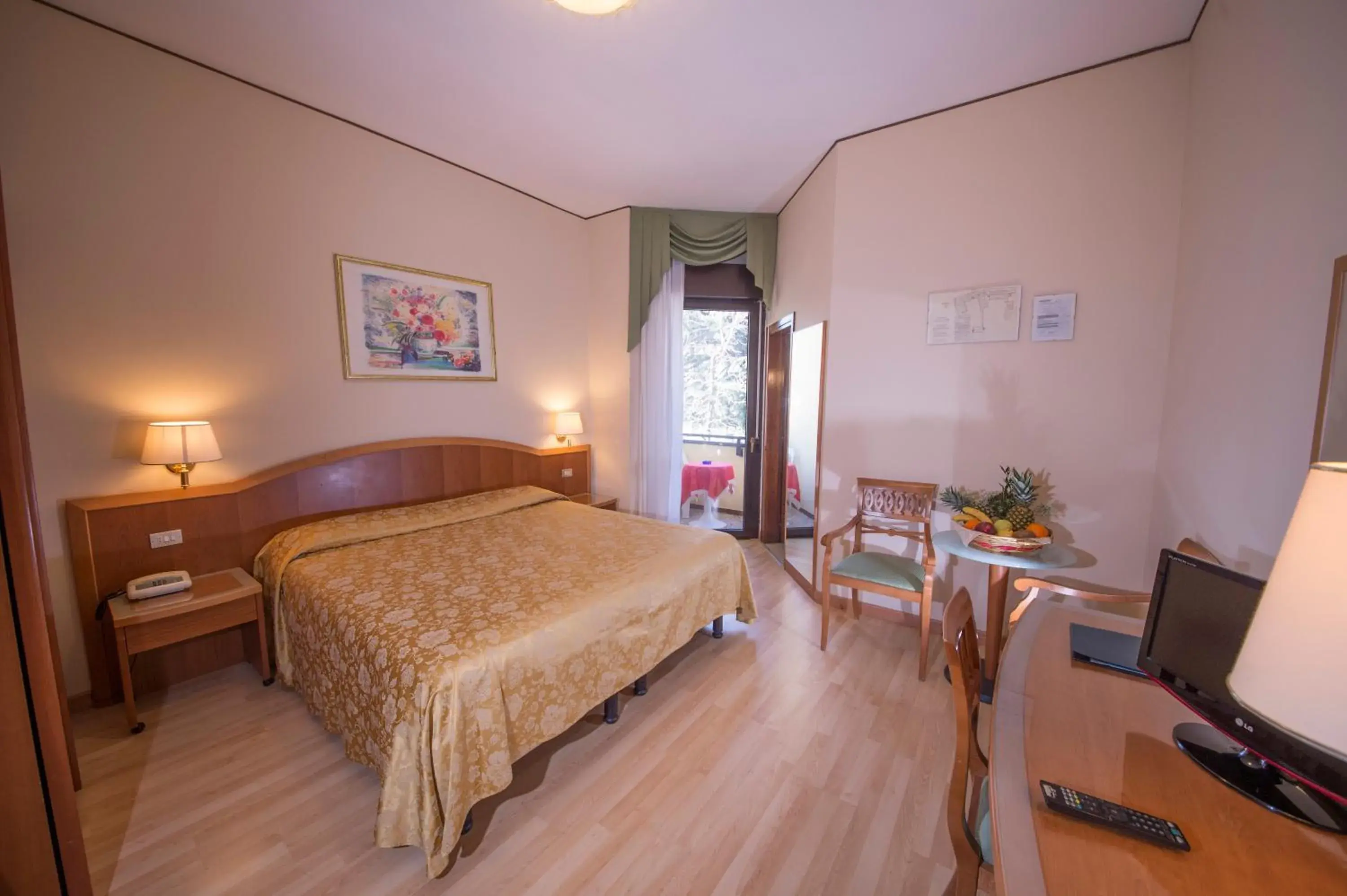 Bedroom in Hotel Terme Milano
