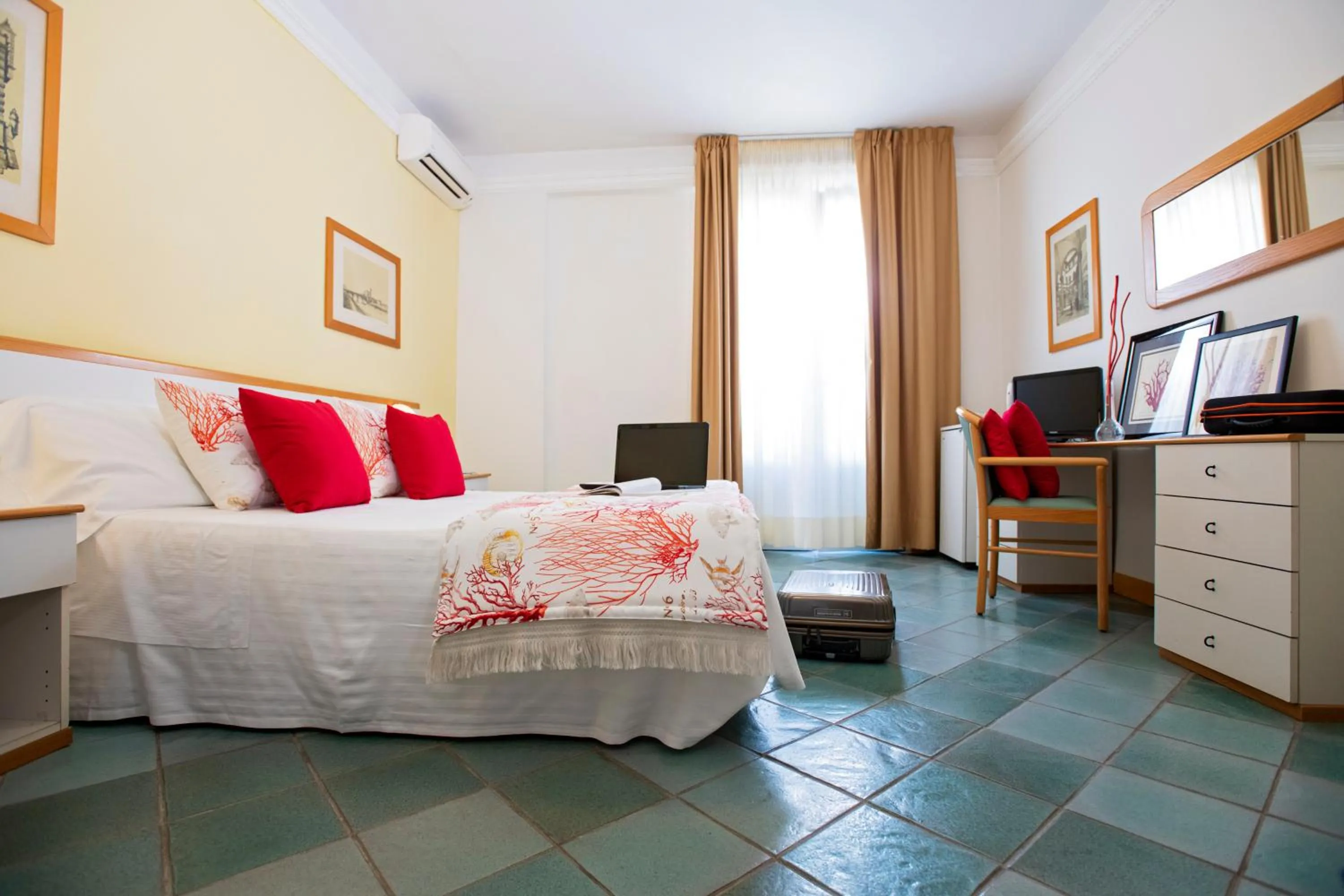 Bed in Hotel L'Approdo