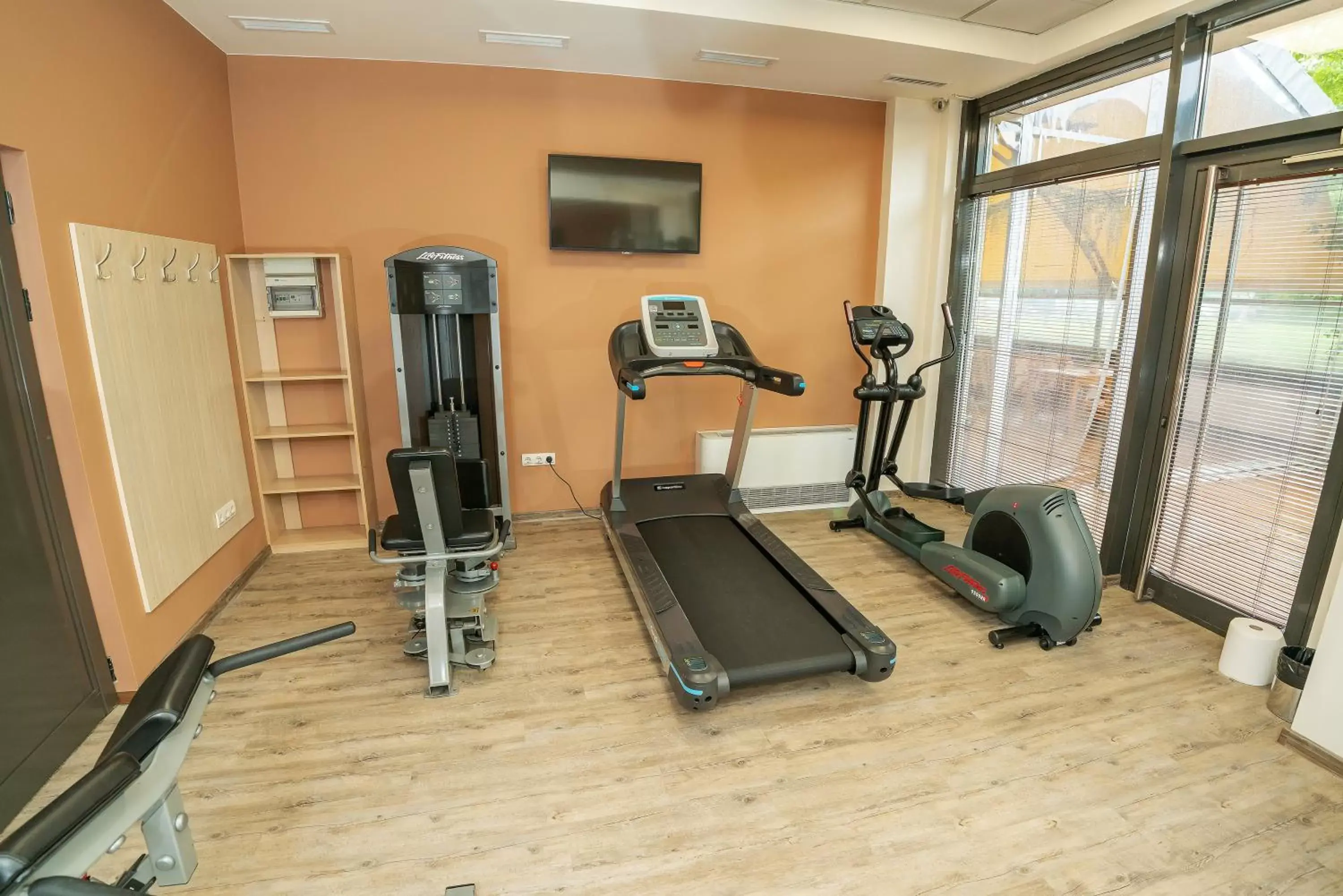 Fitness centre/facilities, Fitness Center/Facilities in Hotel ZOO Sofia - Secured Paid Parking