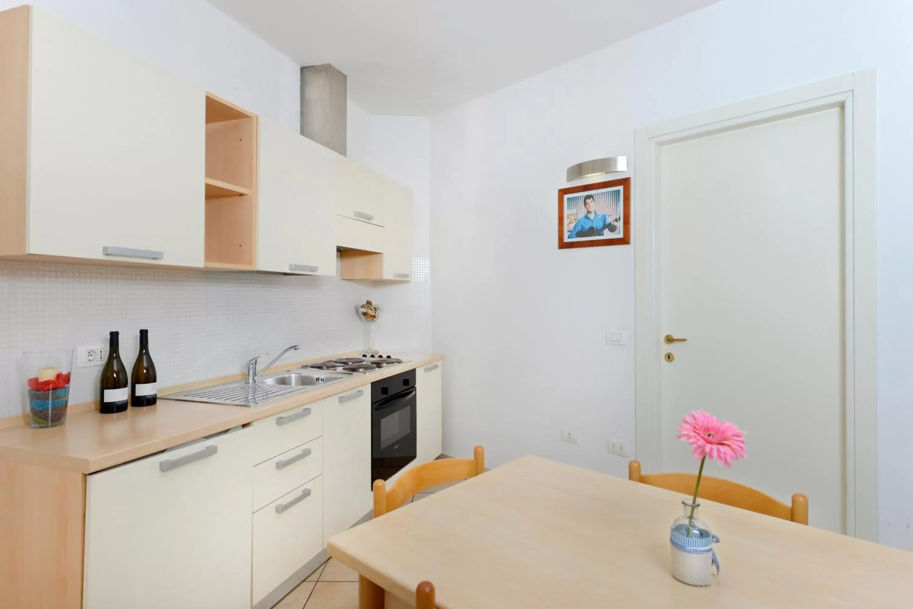 Kitchen or kitchenette, Kitchen/Kitchenette in Residence Riva Blu