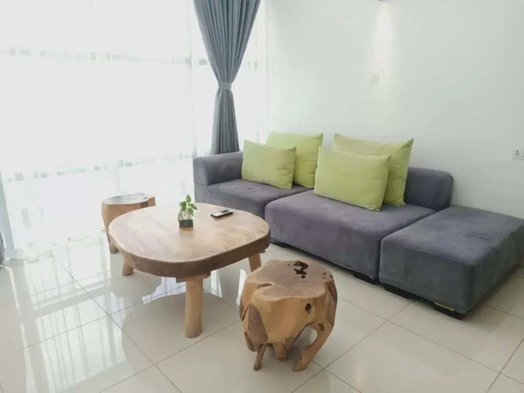 Balcony/Terrace, Seating Area in Swan Garden Resort Hotel