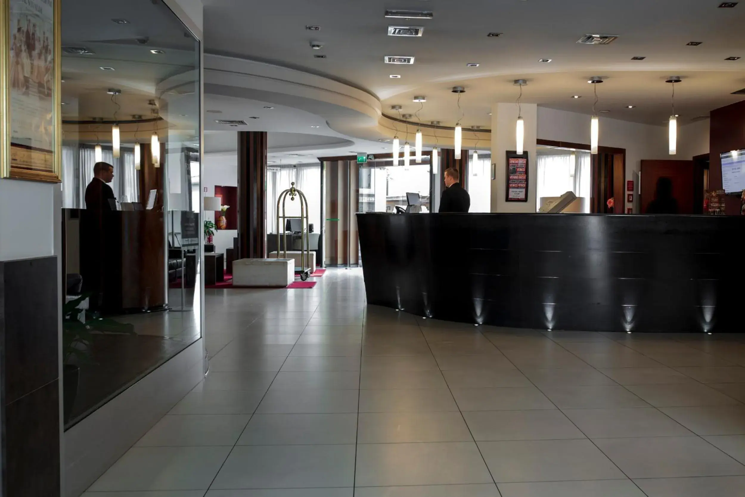 Property building, Lobby/Reception in Smart Hotel Holiday