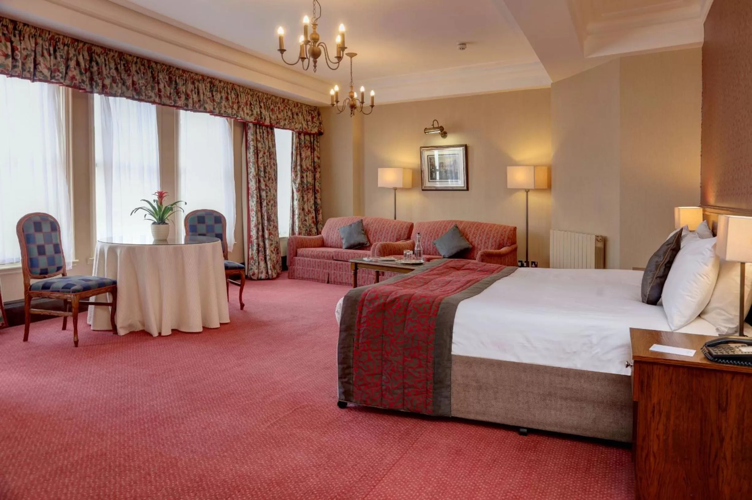 Bed in Crown & Mitre Hotel