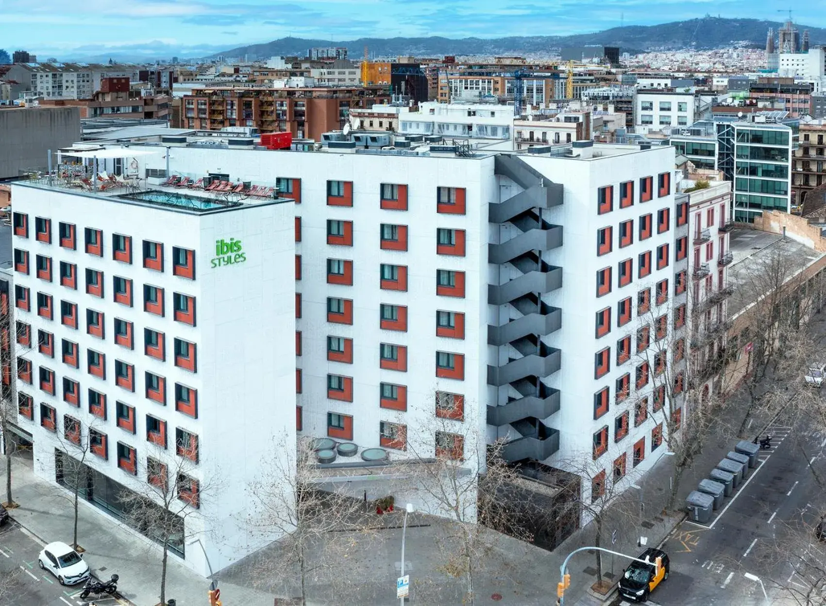 Property building in ibis Styles Barcelona City Bogatell