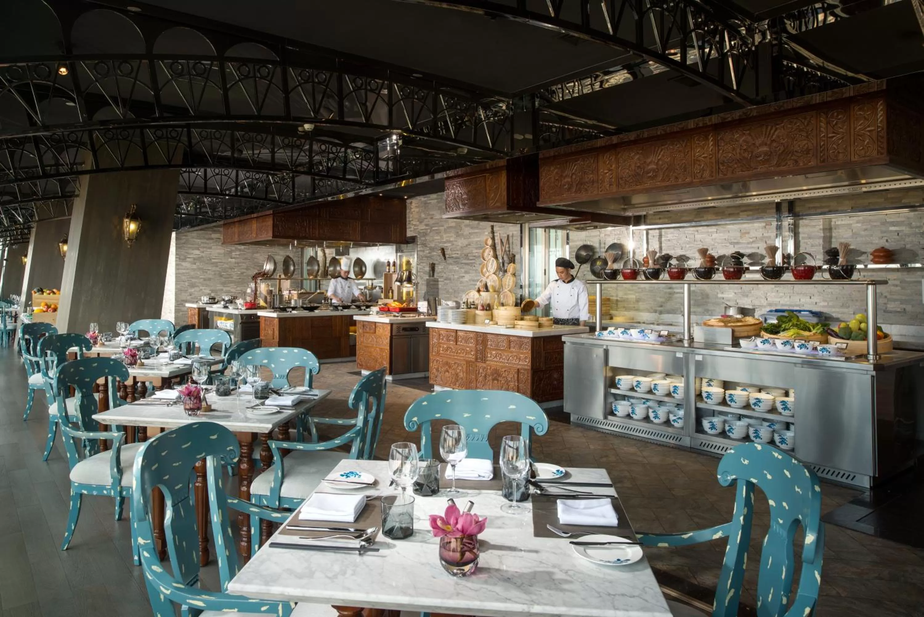 Restaurant/places to eat in Sofitel Kunming