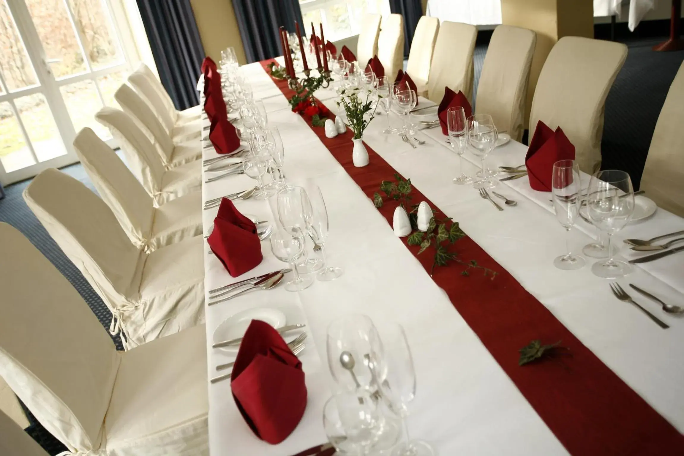 Business facilities, Restaurant/Places to Eat in Park Hotel Fasanerie Neustrelitz