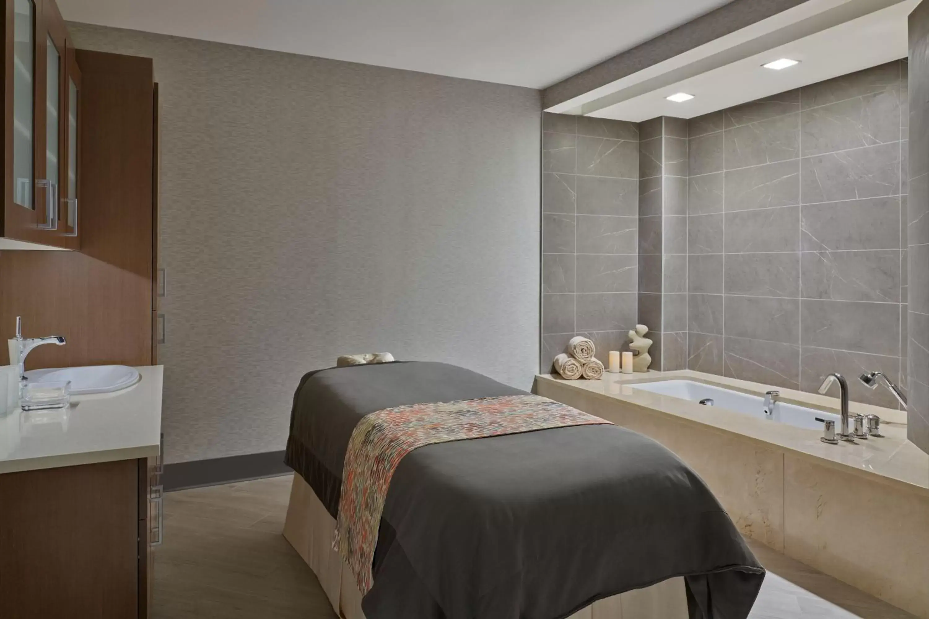 Spa and wellness centre/facilities in Viewline Resort Snowmass, Autograph Collection