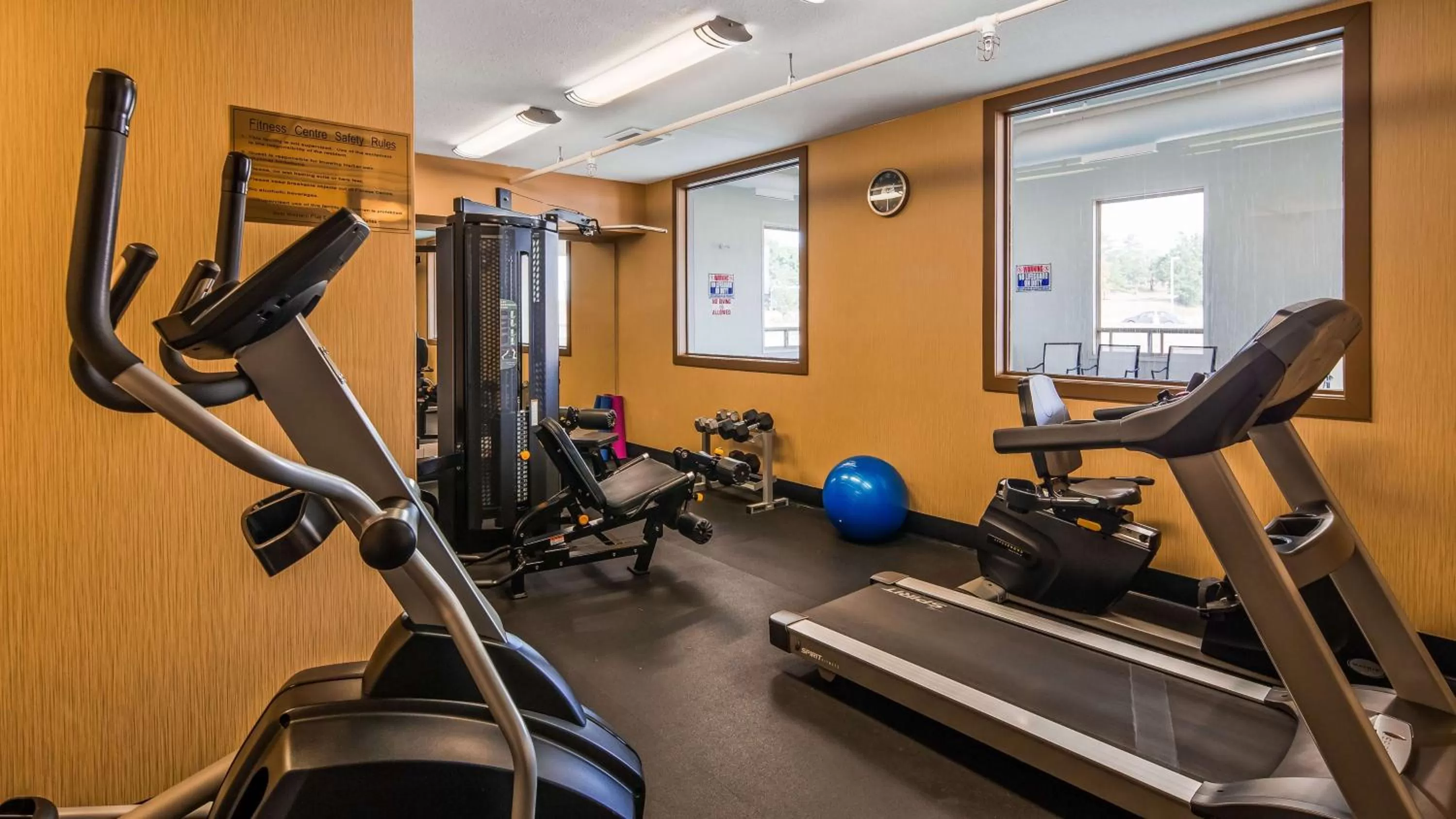 Fitness centre/facilities in Best Western Estevan Inn & Suites