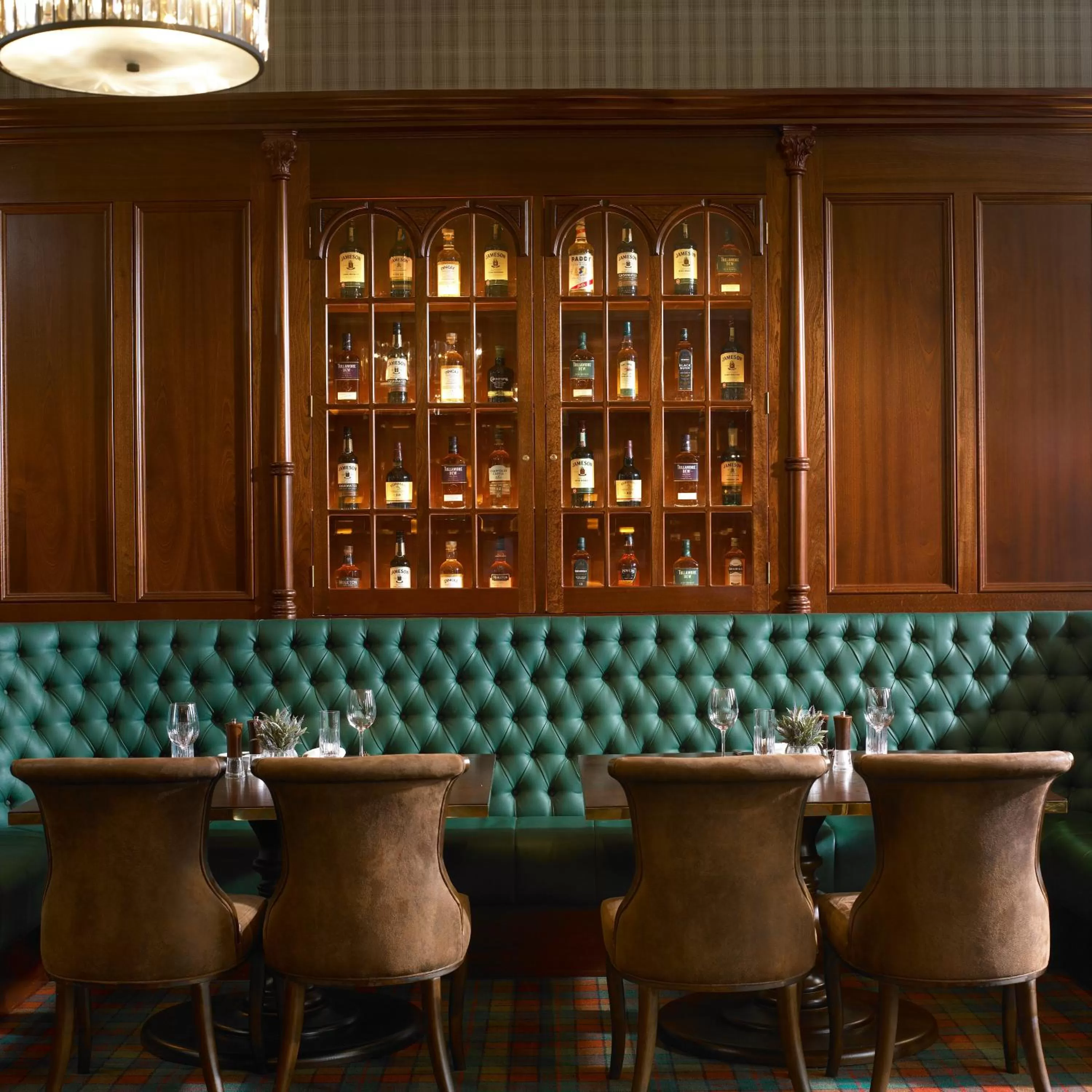 Alcoholic drinks in The Killarney Park