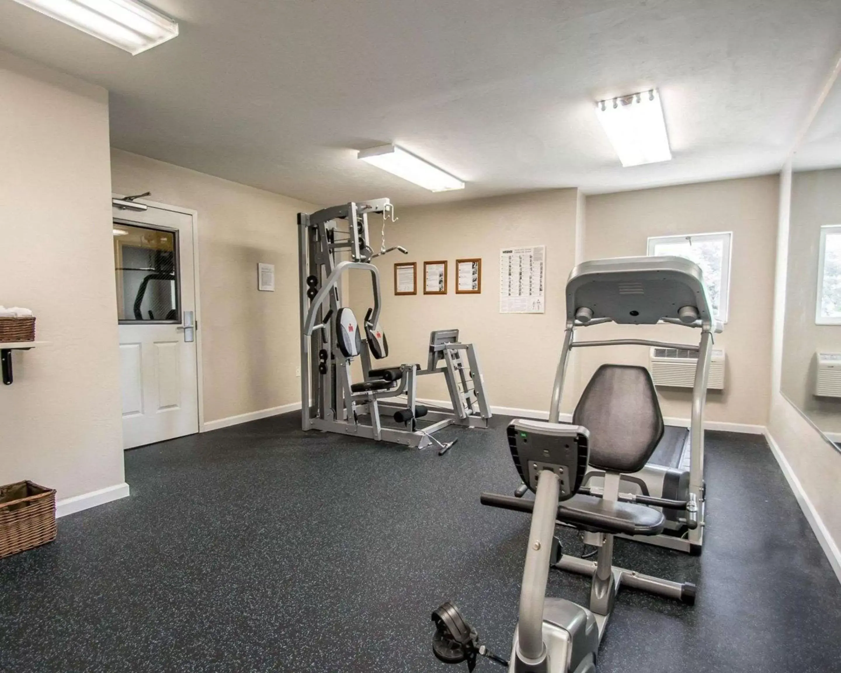 Fitness centre/facilities, Fitness Center/Facilities in Suburban Studios Melbourne Airport