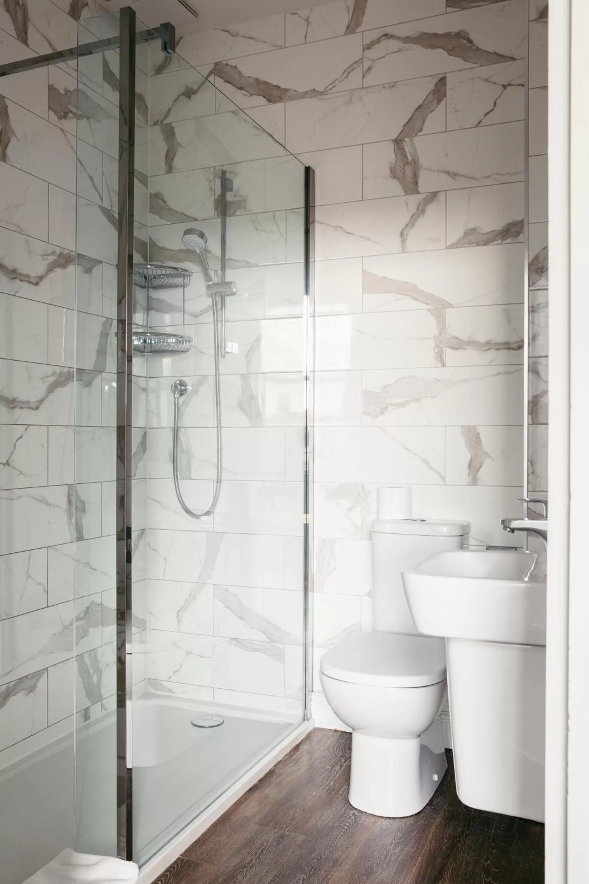 Bathroom in Crown Hotel