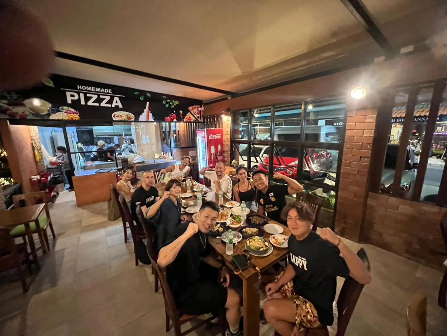 Restaurant/places to eat in Flora Ville-SHA PLUS