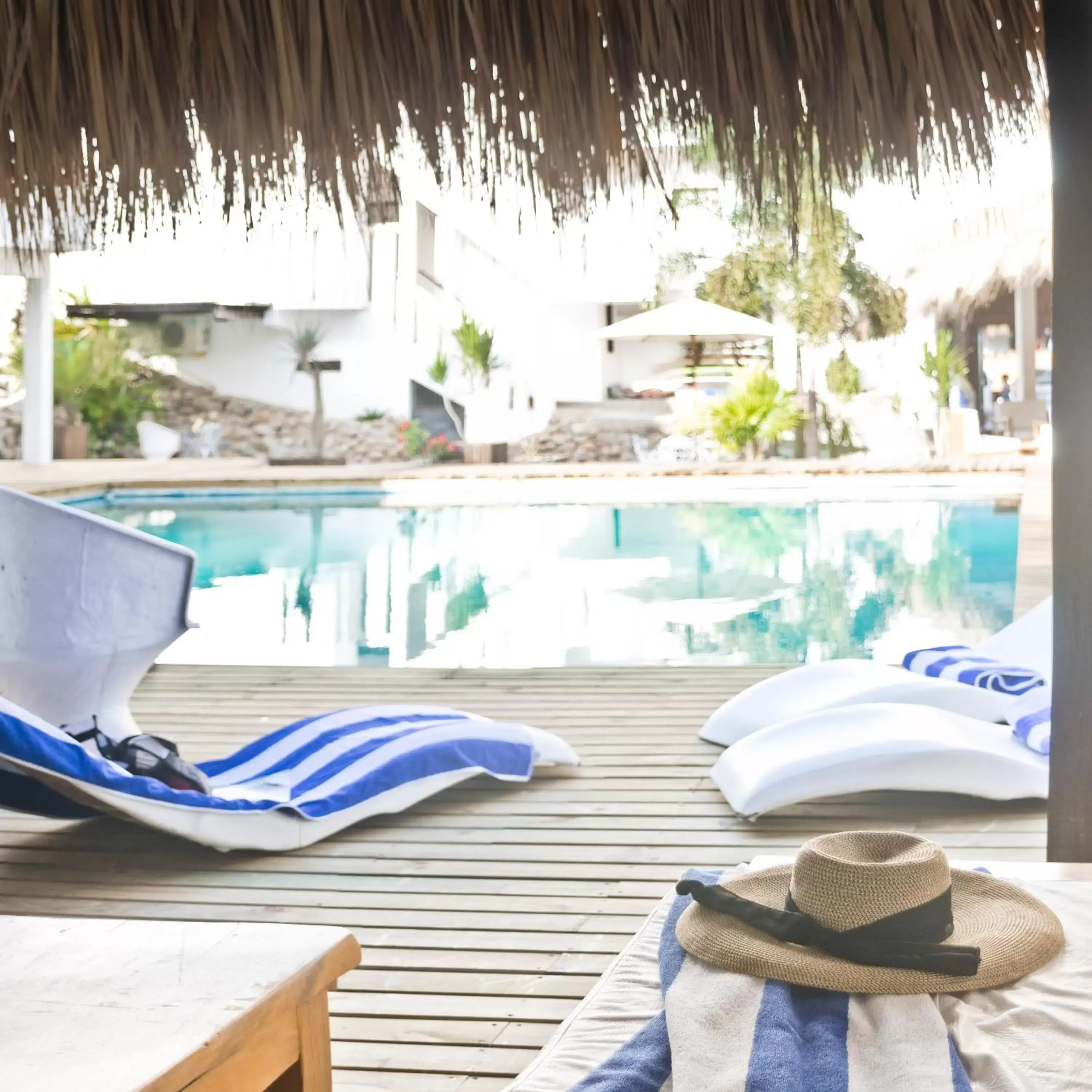 Solarium, Swimming Pool in Bungalows Zicatela