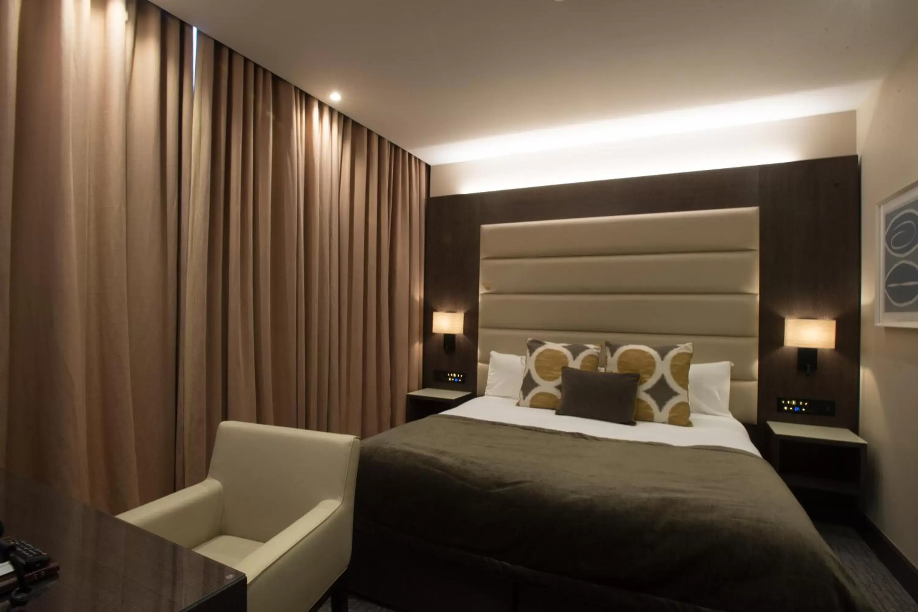 Deluxe Double or Twin Room in The Kings Head Hotel Deluxe Double or Twin Room in The Kings Head Hotel