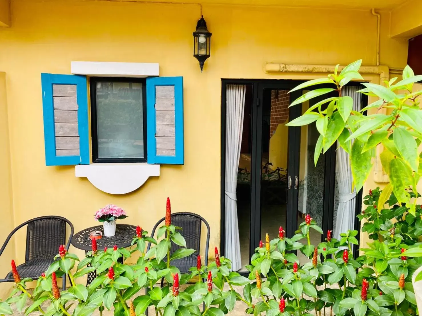 Patio in Hotel Toscana Trat