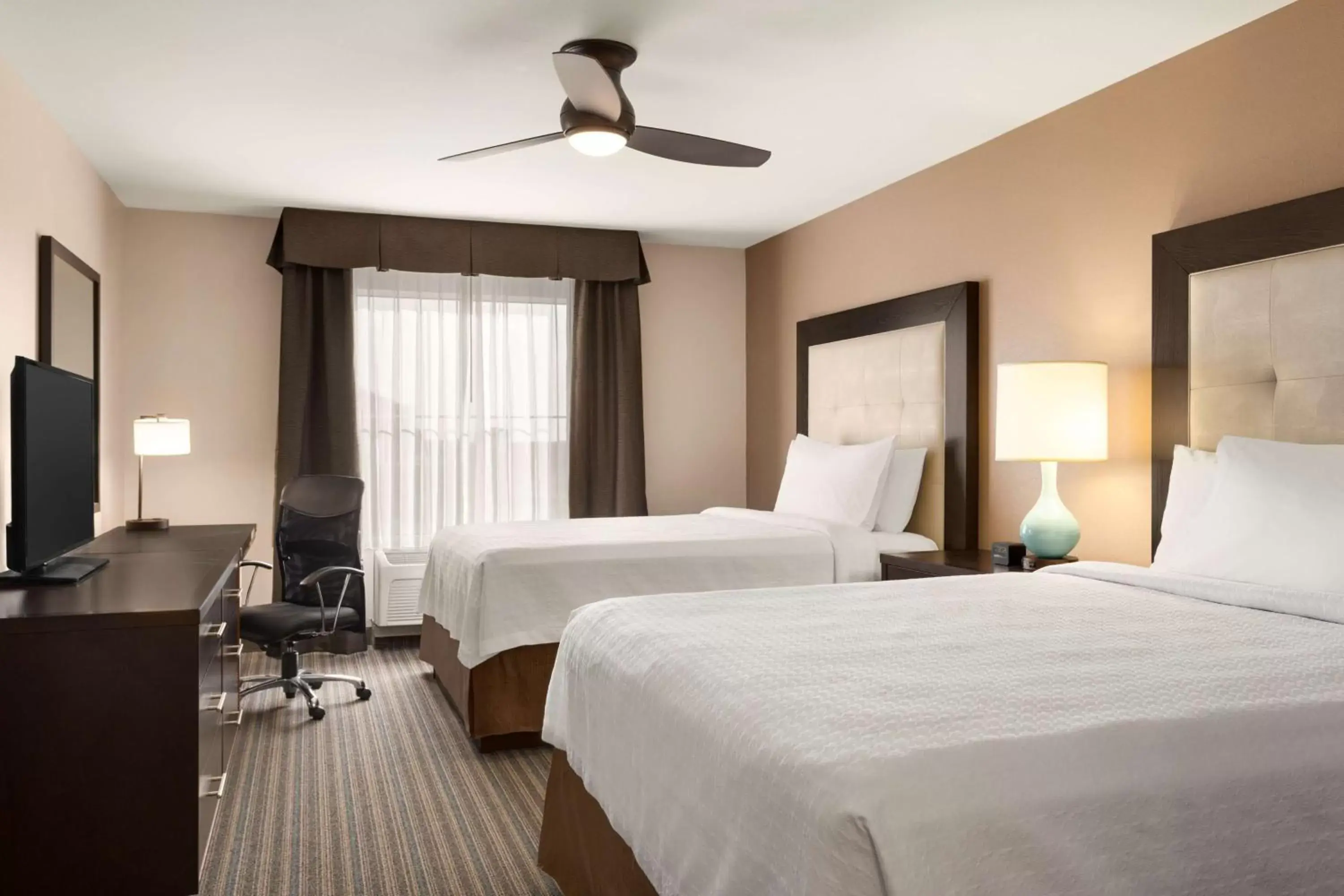 Bed in Homewood Suites by Hilton Fargo