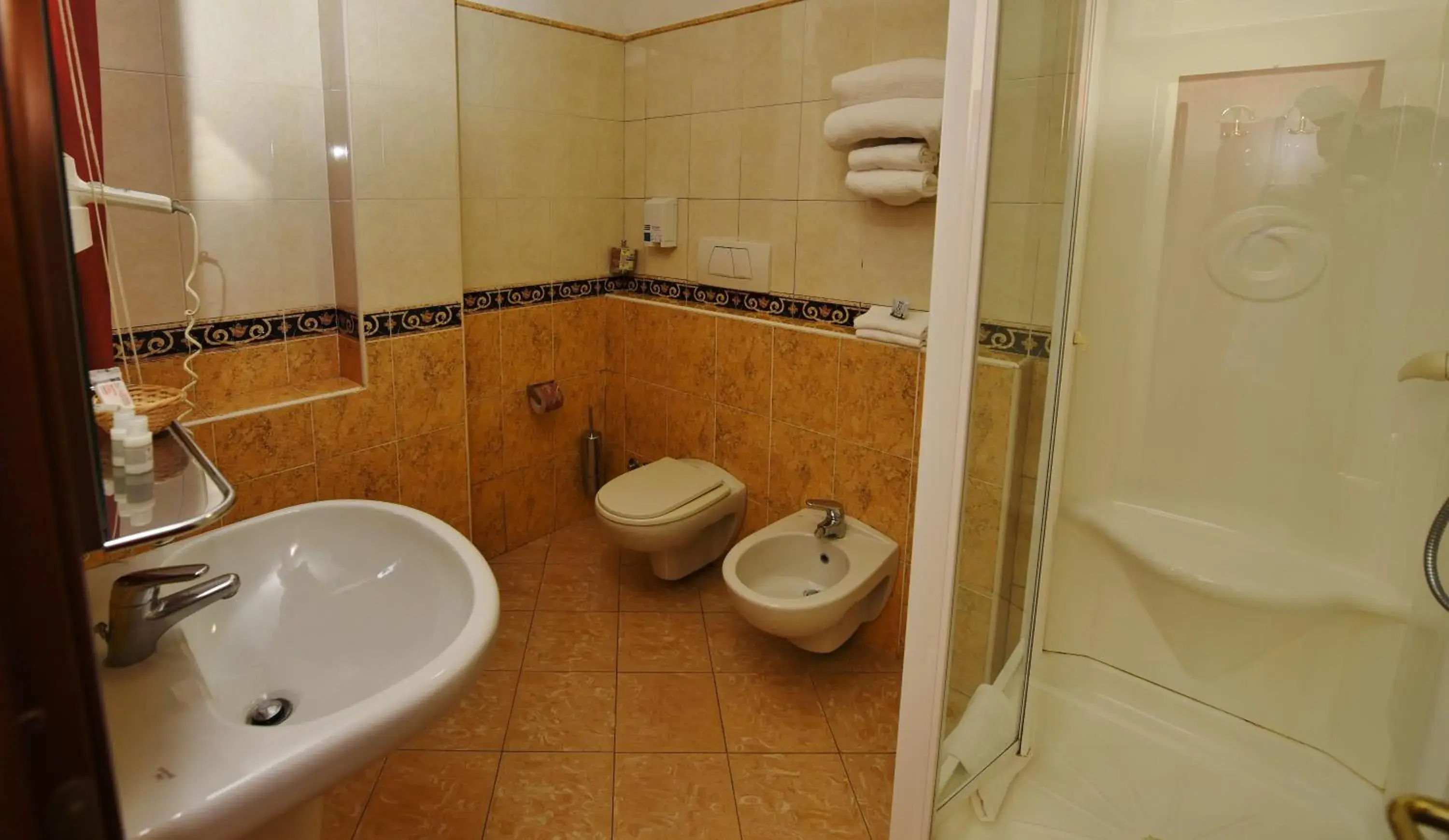 Bathroom in Hotel Al Castello