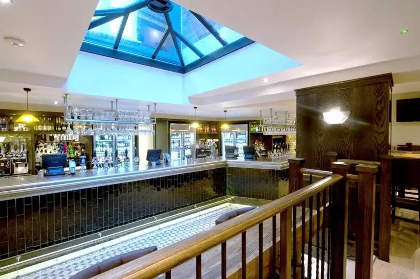 Restaurant/places to eat, Lounge/Bar in The Bath Arms Wetherspoon