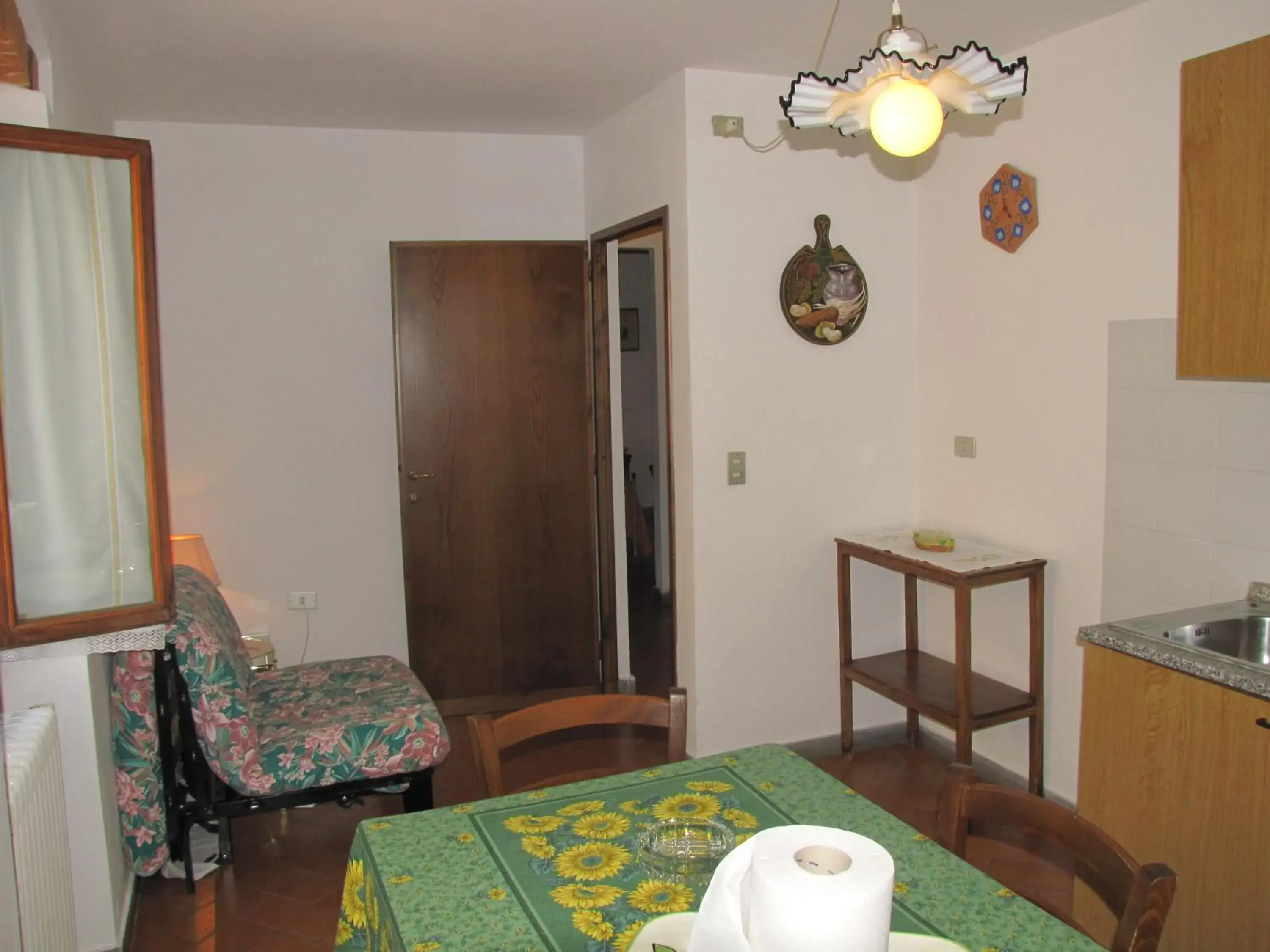 Kitchen or kitchenette, Seating Area in Residence Casprini da Omero