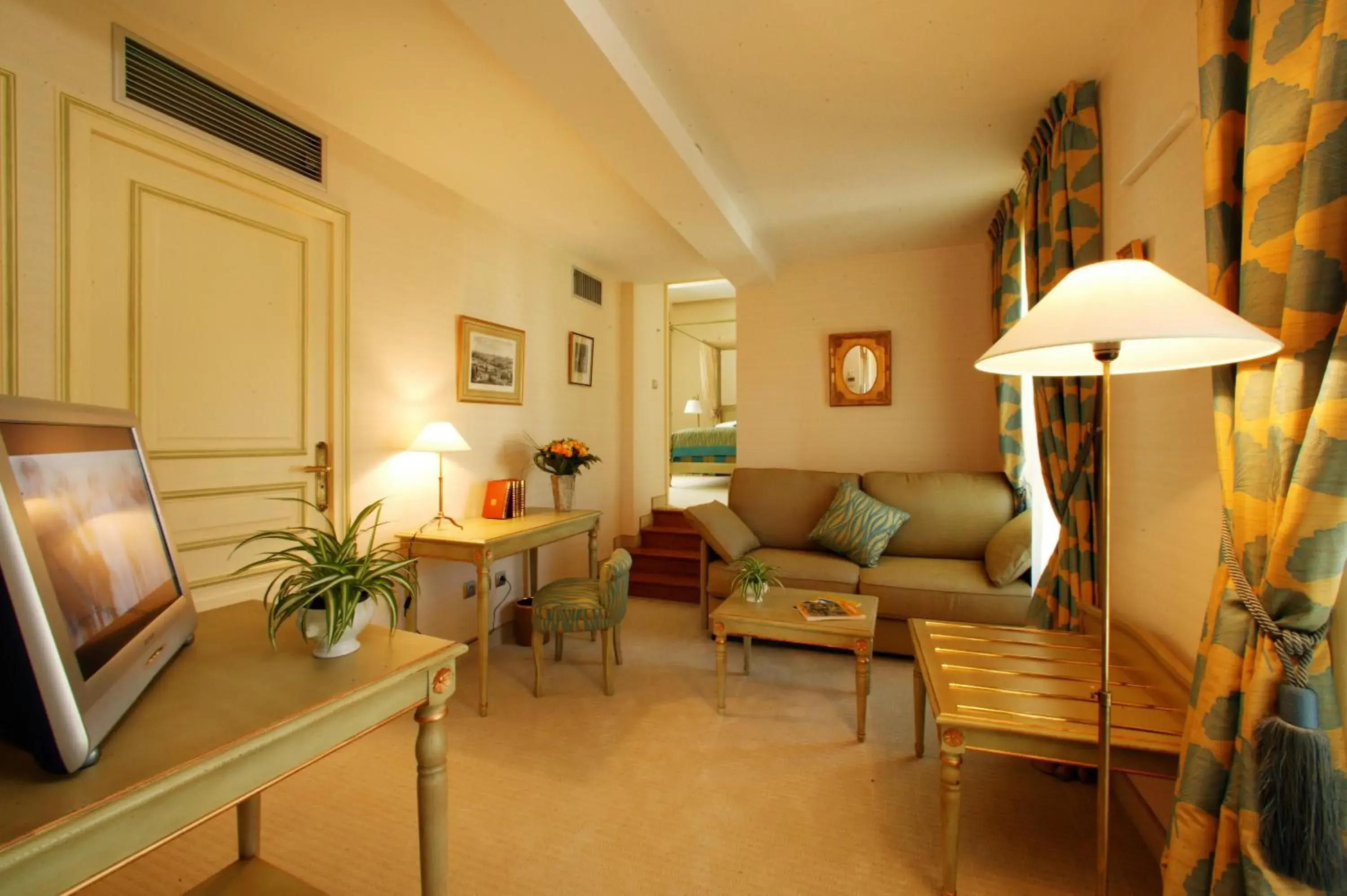Bedroom, Seating Area in Clos La Boëtie & Spa