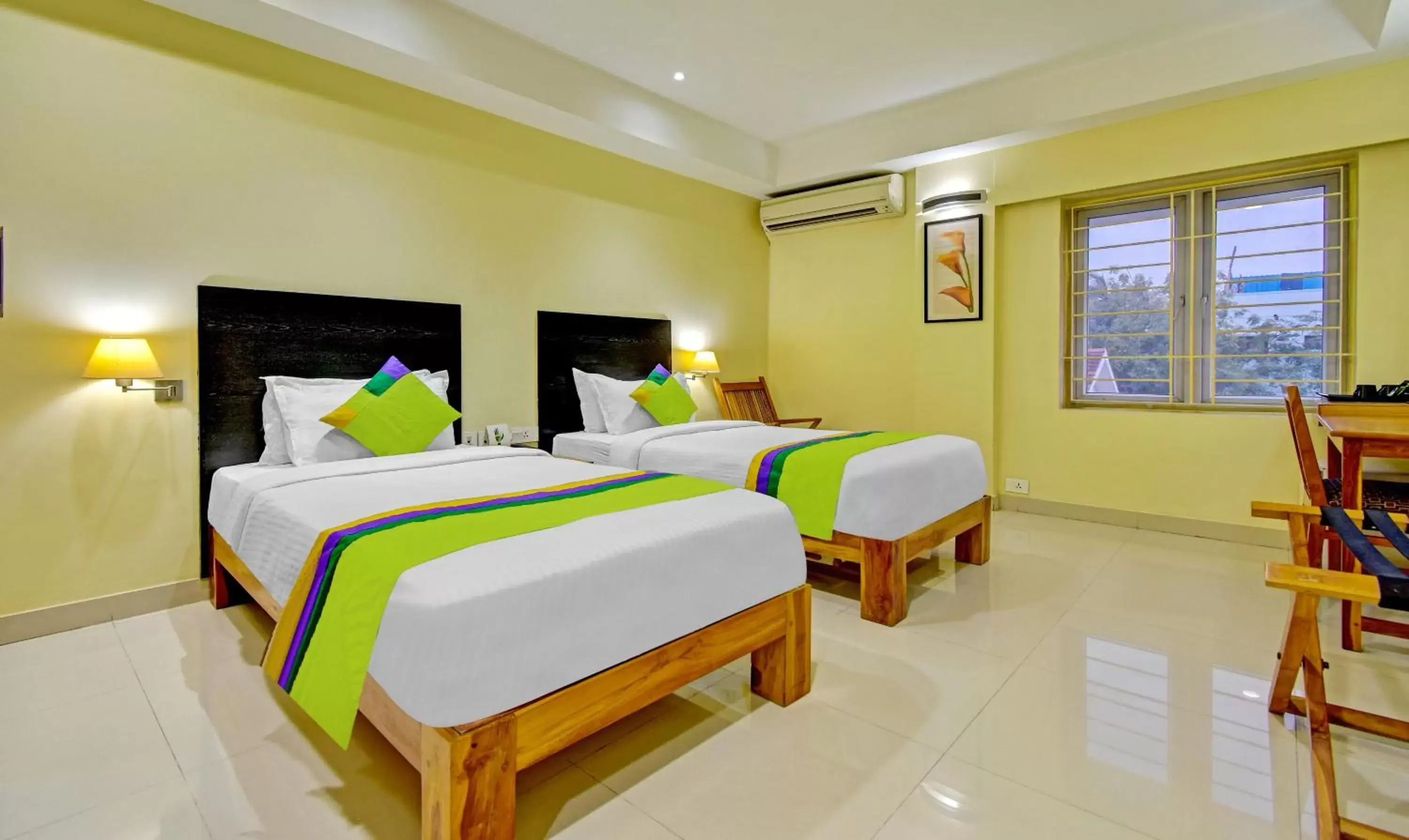 Bedroom, Bed in Treebo Vapr Guindy Ekkatuthangal Bedroom, Bed in Treebo Vapr Guindy Ekkatuthangal