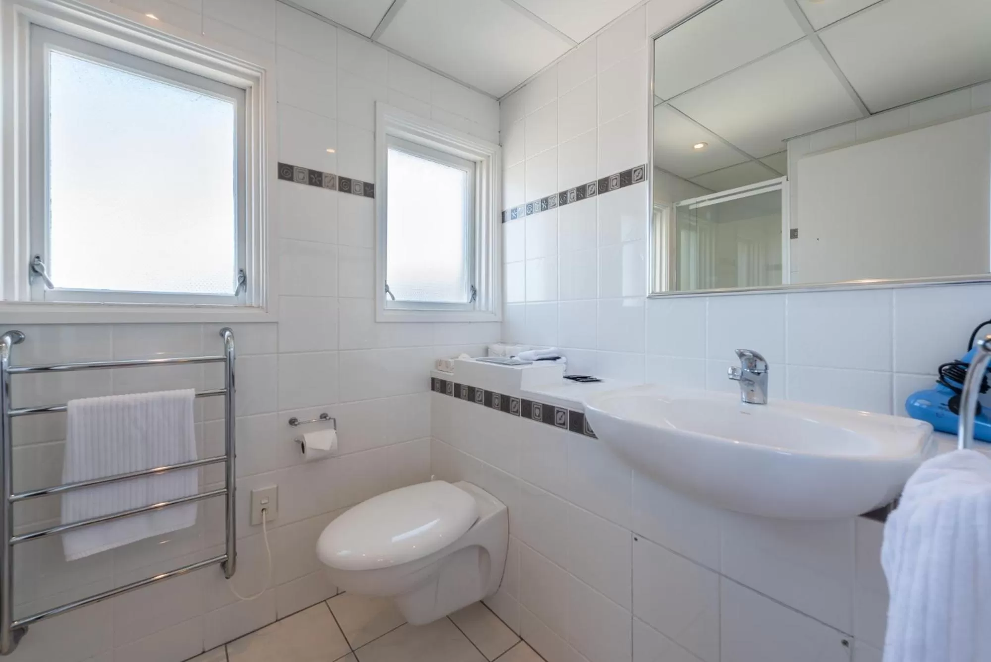 Capital View Motor Inn - Free Parking