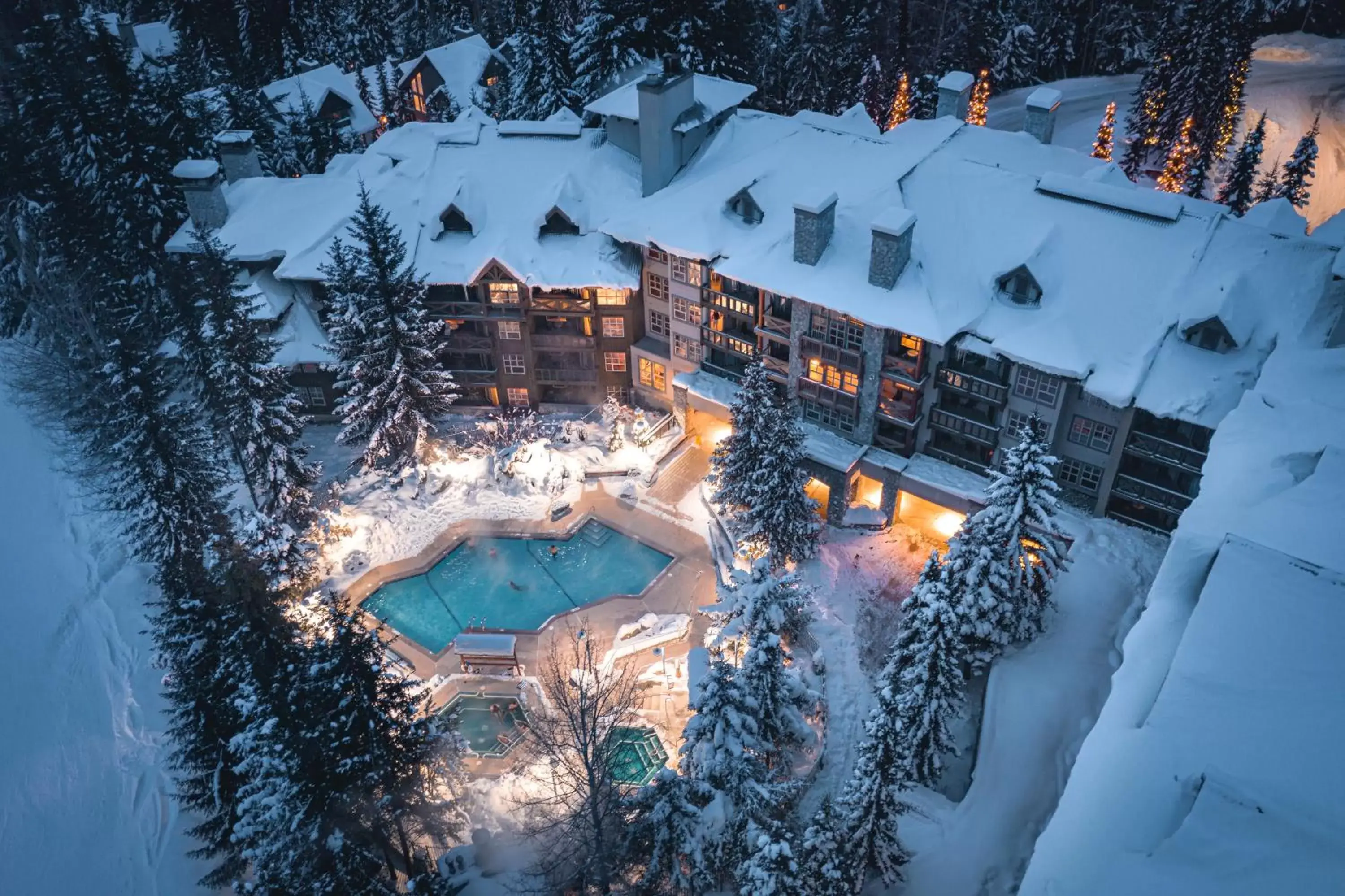 Bird's eye view, Bird's-eye View in Blackcomb Springs Suites by CLIQUE
