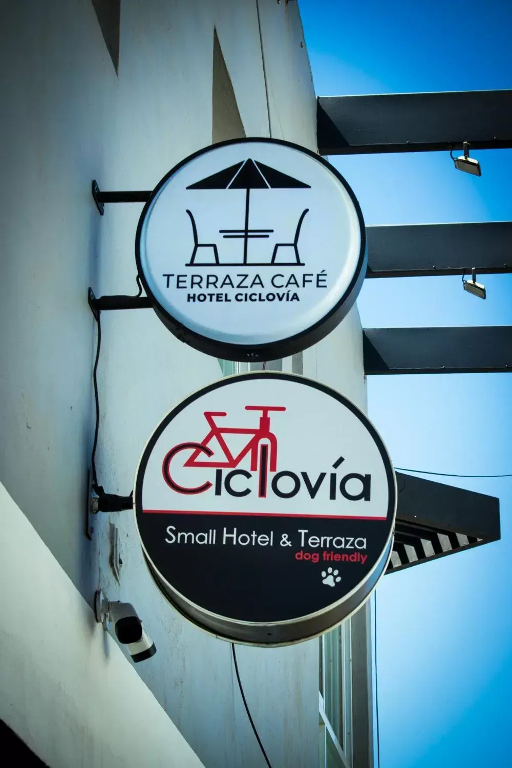 Property logo or sign in Hotel Ciclovía & Terraza
